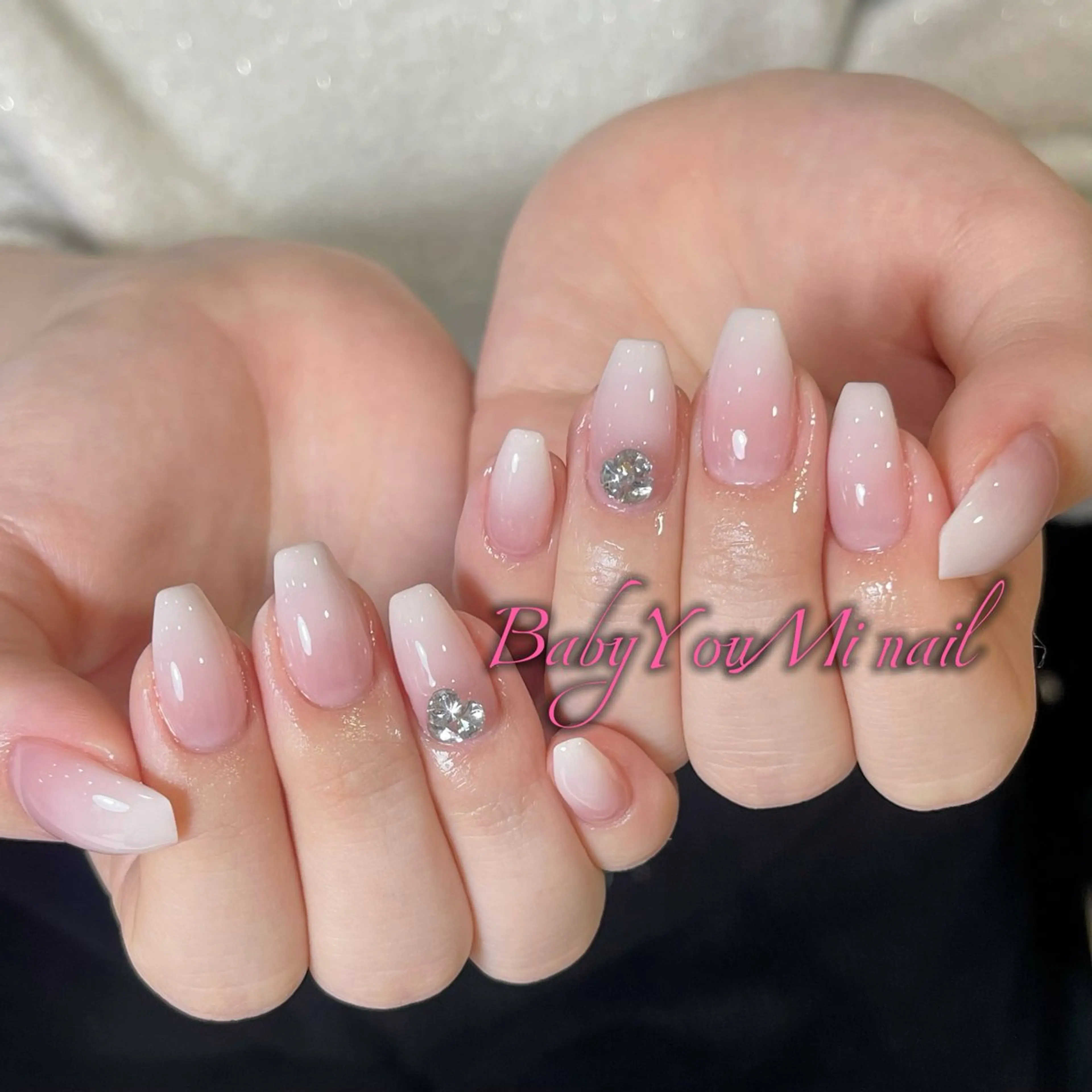 ネイル オーロラネイル フラワーネイル フットネイル フレンチネイル ジェルネイル ハンドネイル BabyYouMi ねねのネイルデザイン