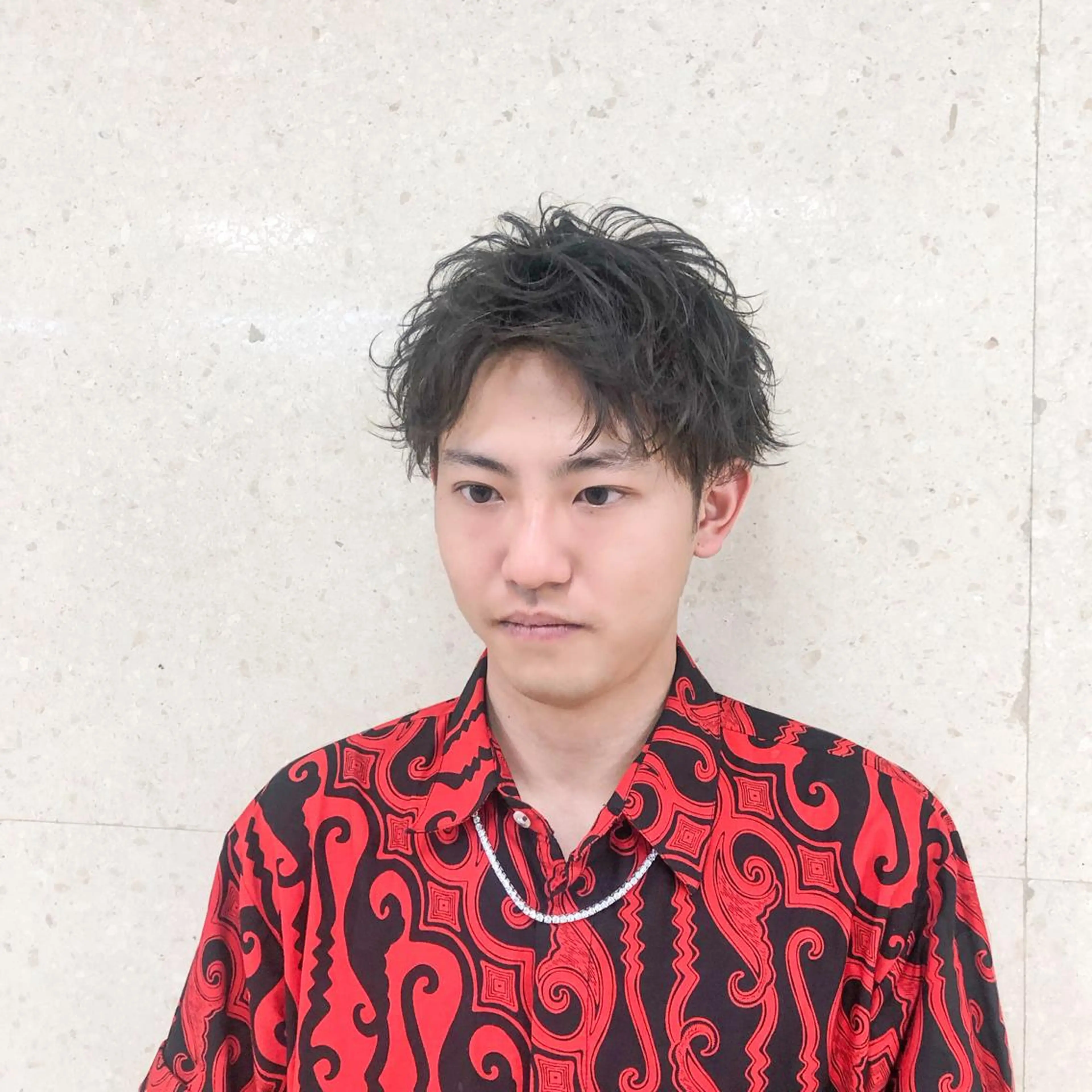 ショート カラー パーマ ヘアアレンジ メンズ キッズ ネイル マツエク・マツパ 子どものヘアアレンジ メンズバレイヤージュ メンズブリーチ ビジネス センターパート カット ヘアカラー トリートメント 髪質改善🇰🇷 レイヤーカット/梅田のヘアスタイル