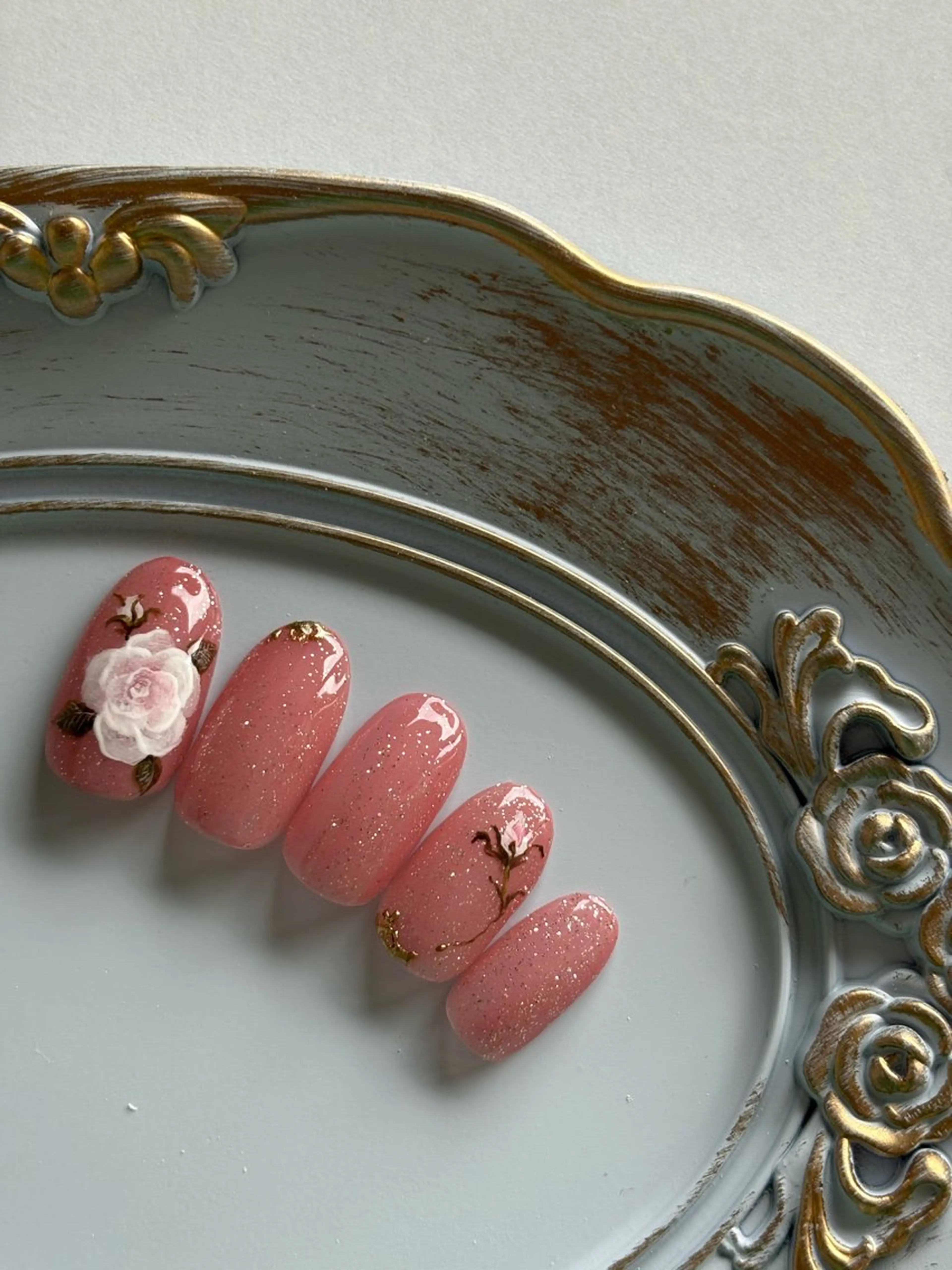 ネイル ハンドネイル FIORITURA Maikoのネイルデザイン