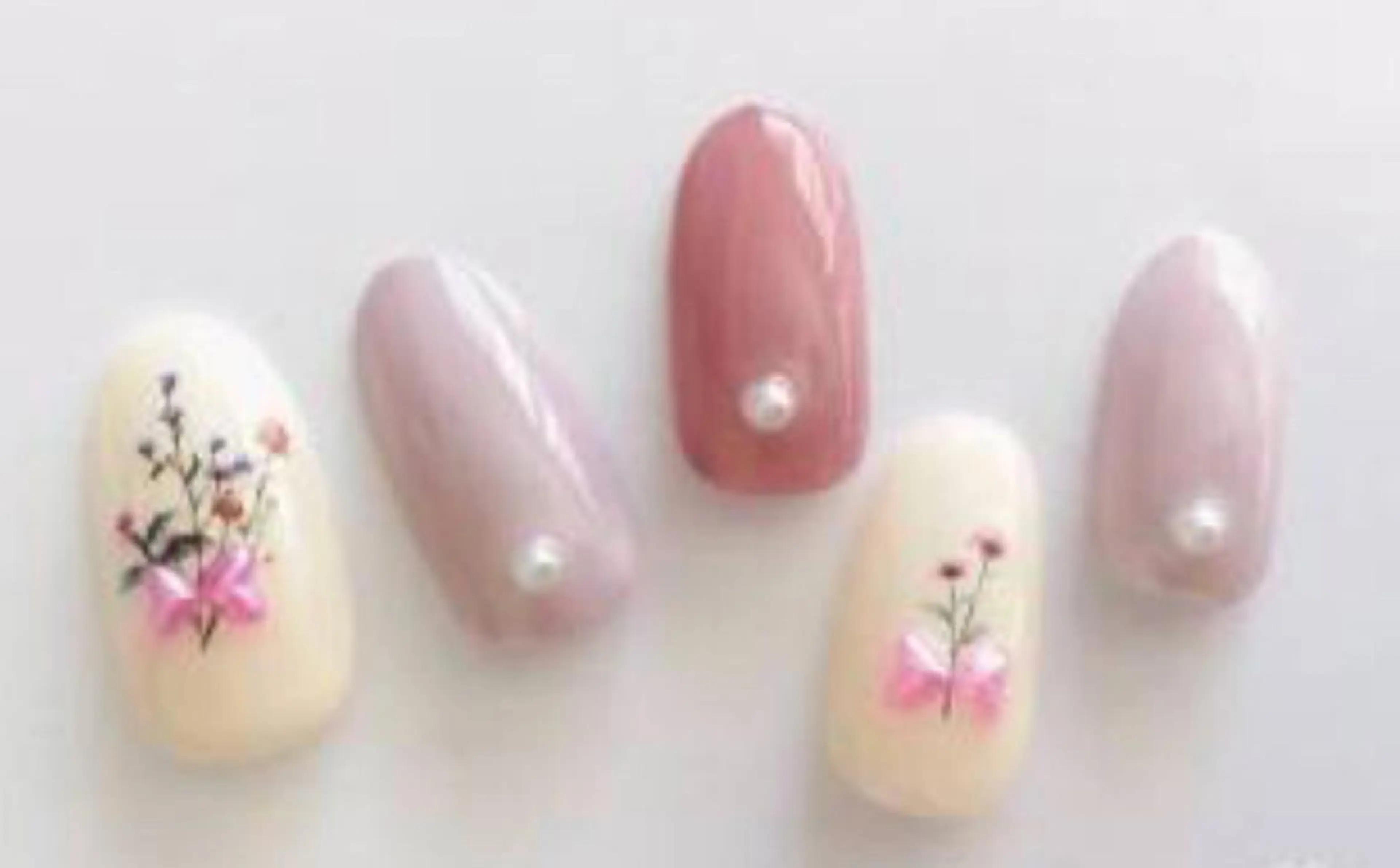 ネイル ハンドネイル ゲン レイカのネイルデザイン