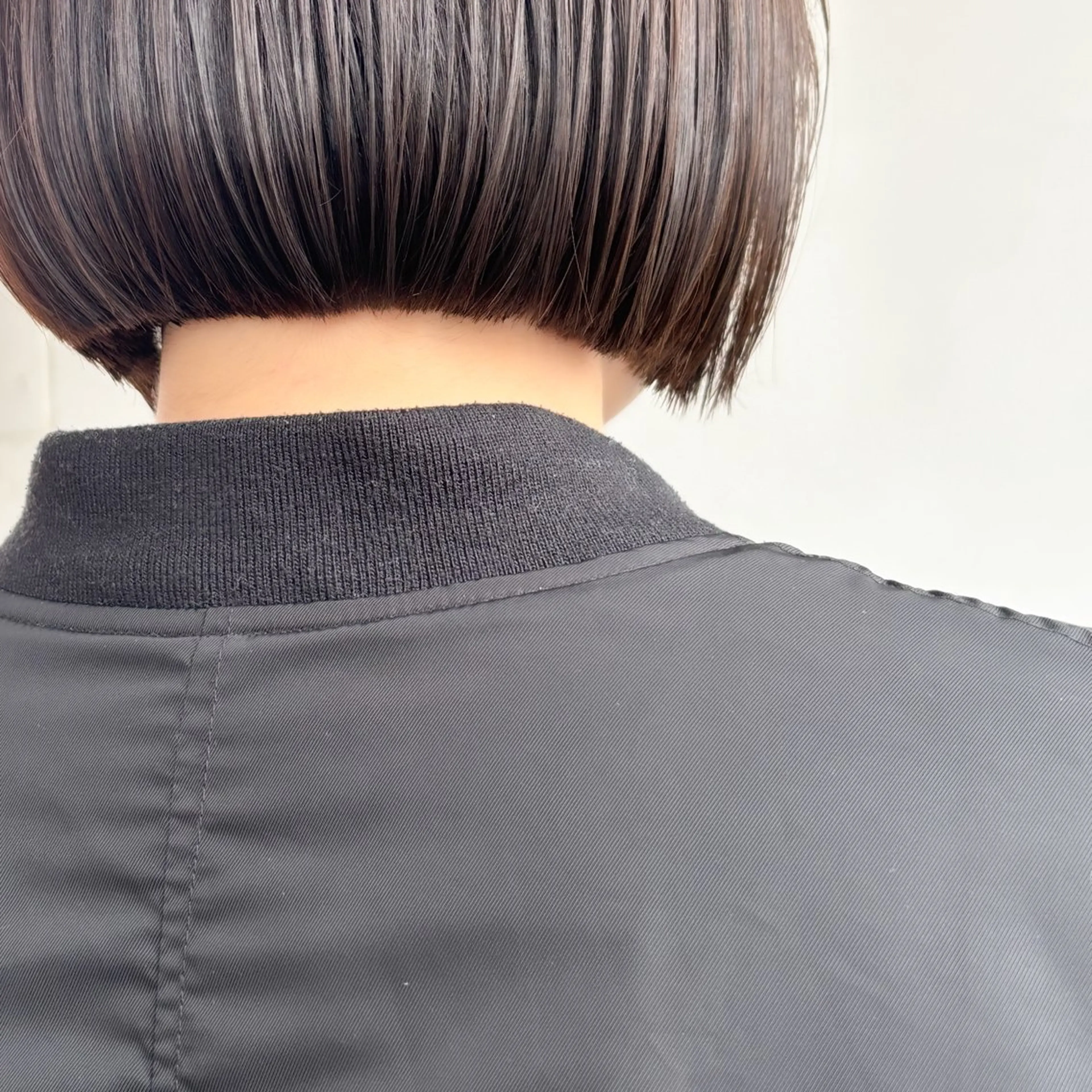 ショート カラー 艶カラー🫧 猿渡 響のヘアスタイル