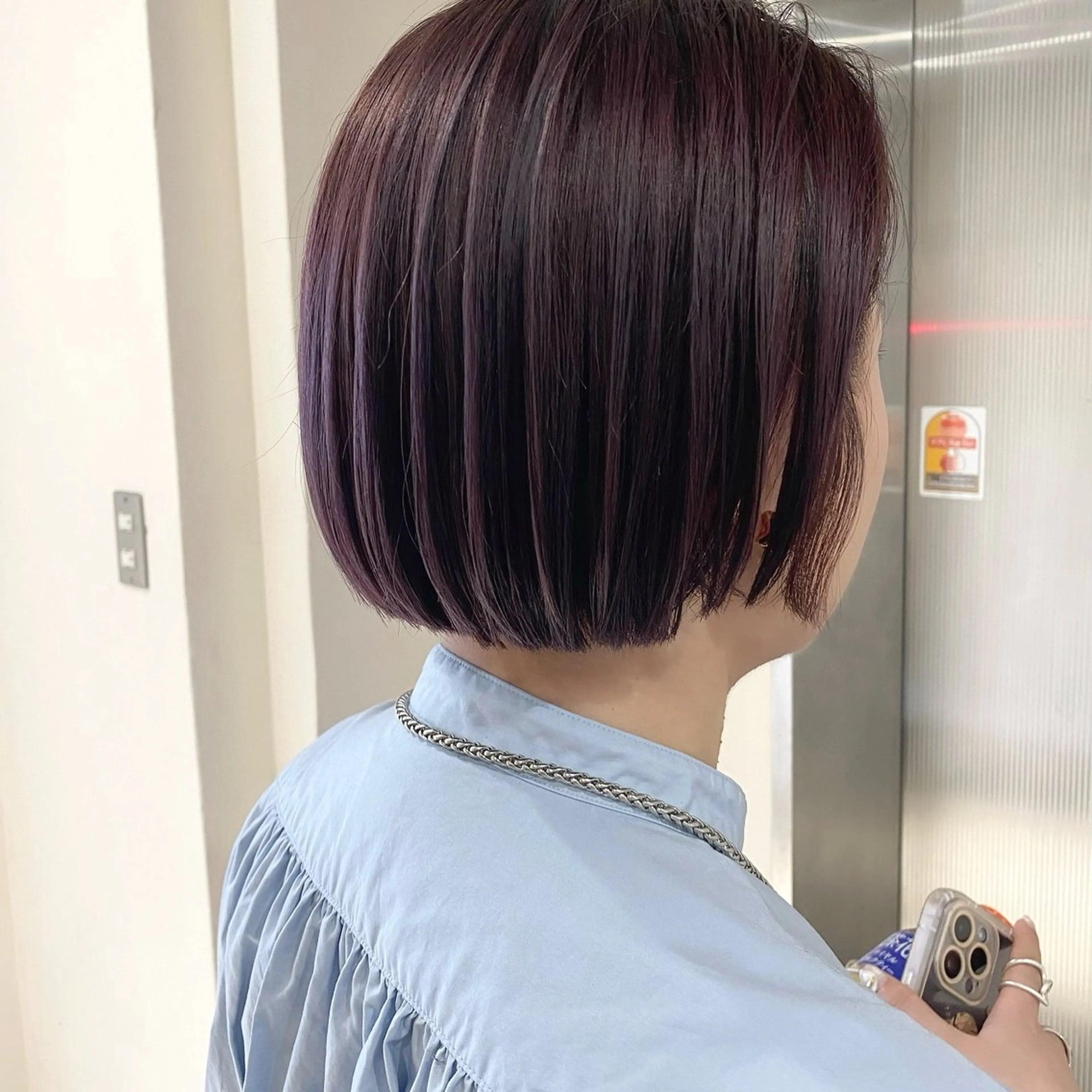 ミディアム カット ヘアカラー トリートメント 肌馴染みくすみカラー 花房 佑夏のヘアスタイル