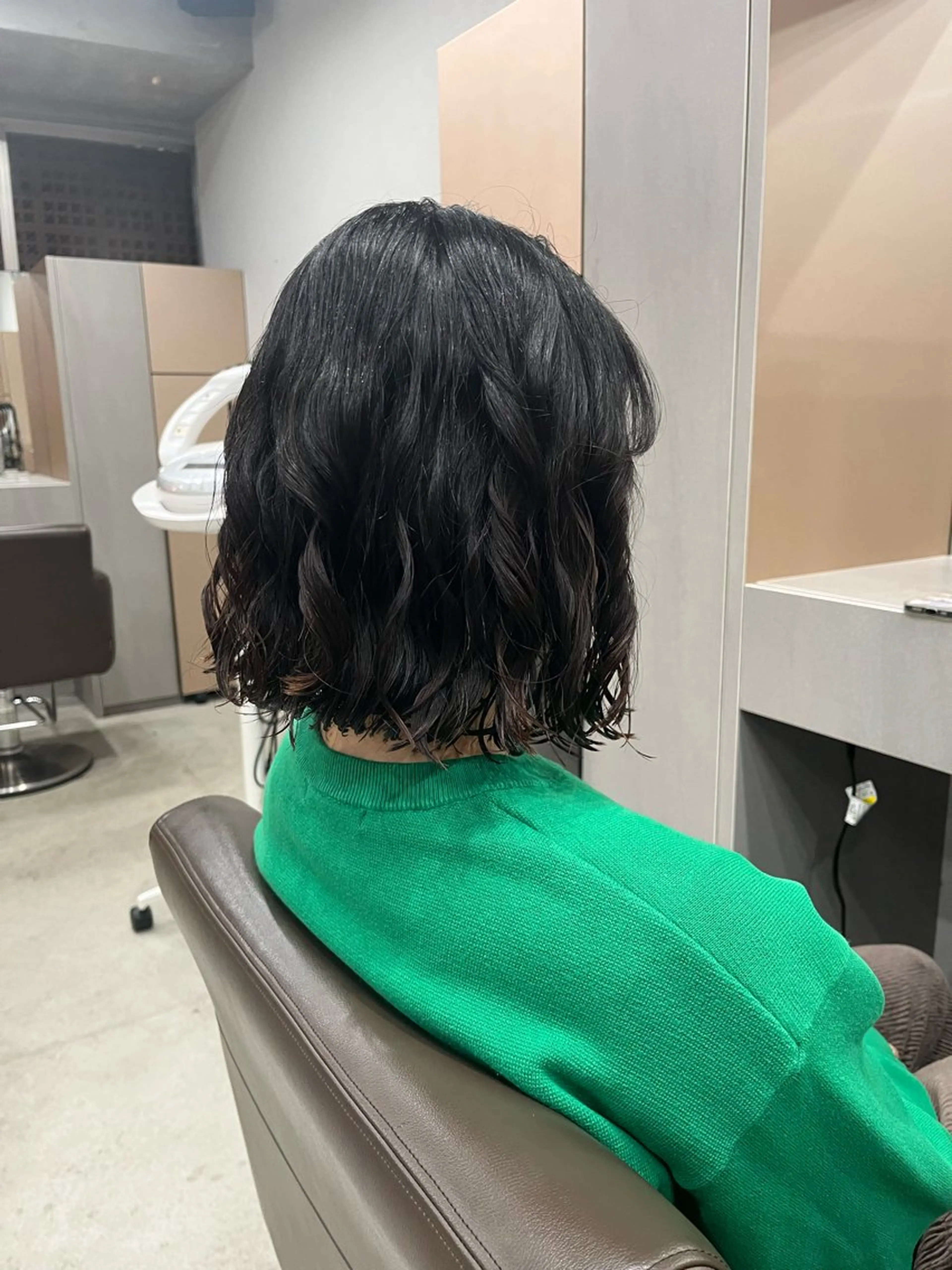 ミディアム パーマ ショートカット無料/ 小顔ショートのヘアスタイル