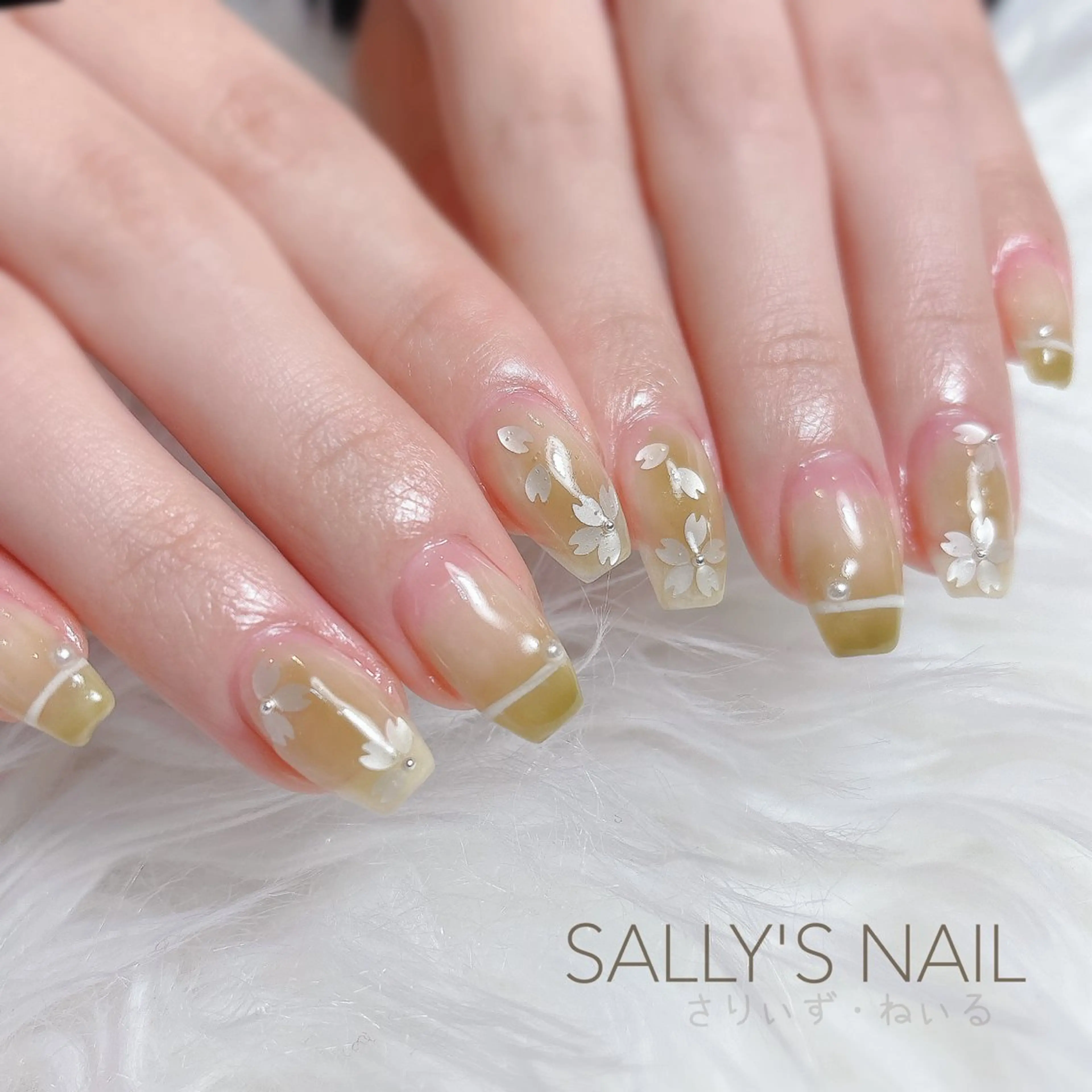 ネイル 桜ネイル グリーン 春ネイル ハンドネイル 野村 リサのネイルデザイン