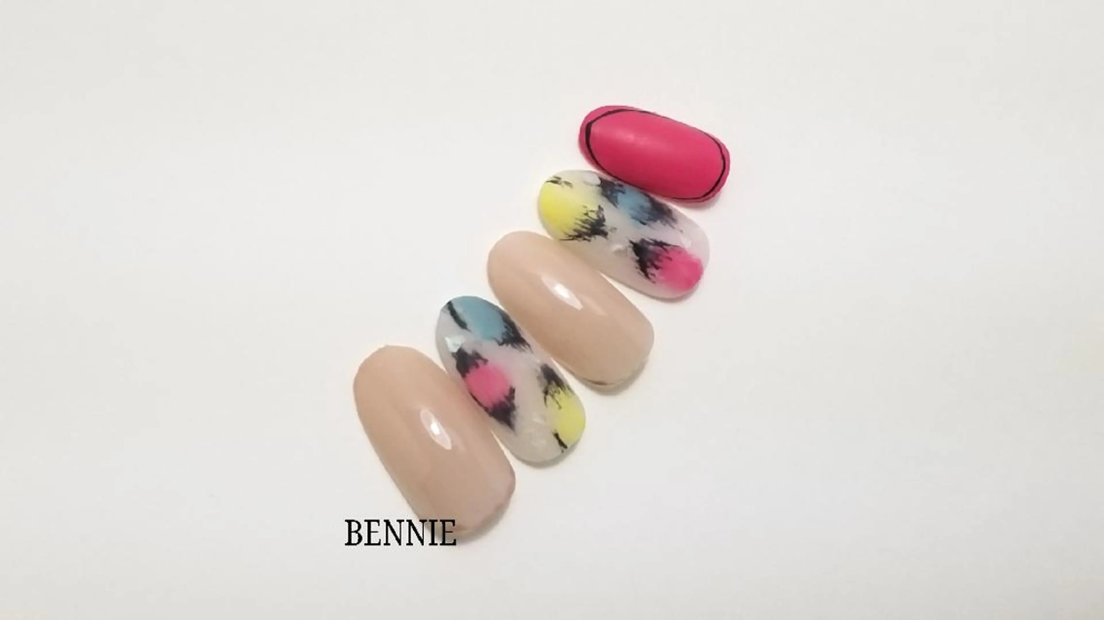 ネイル   BENNIEのネイルデザイン