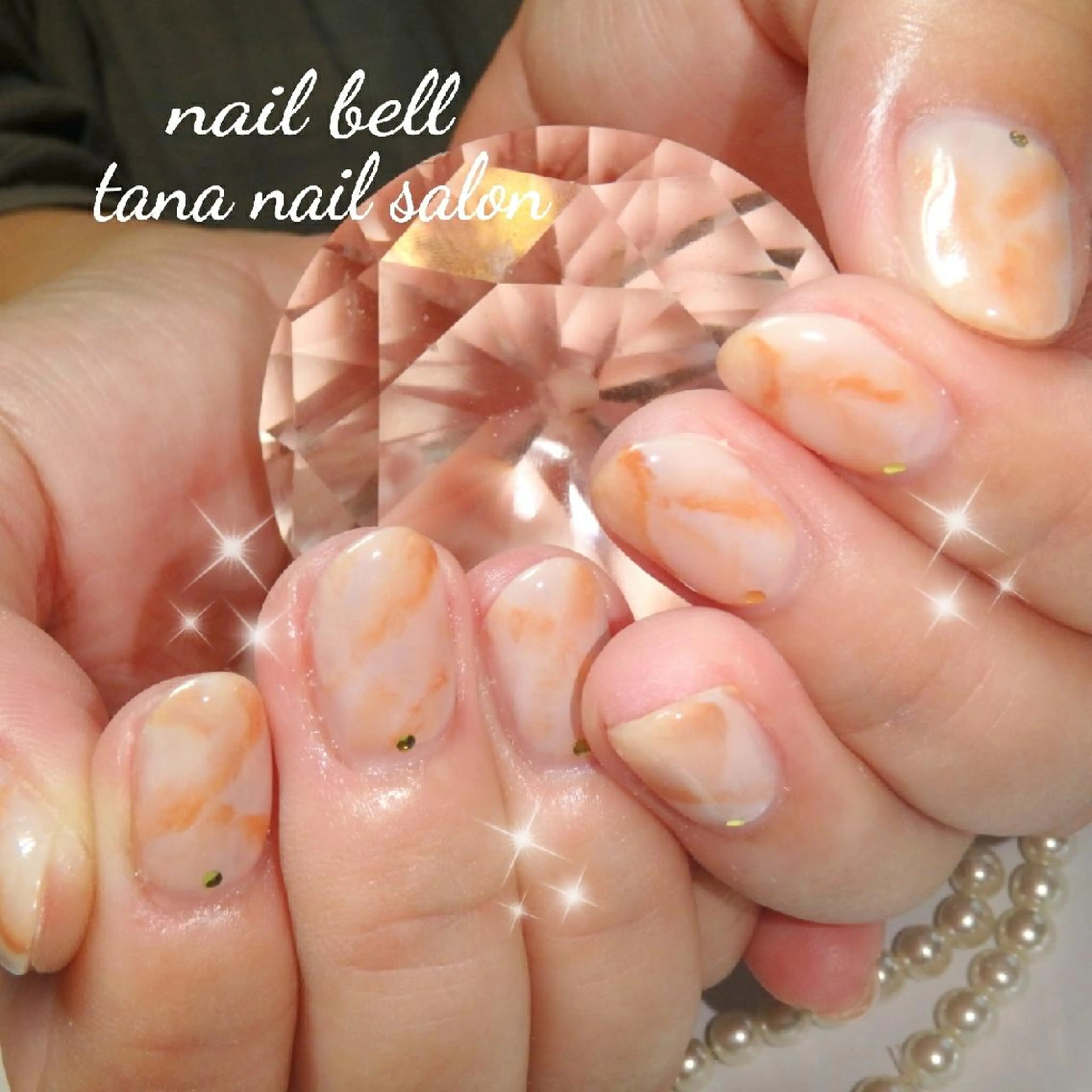 ネイル 占いができるネイルサロン「ネイルベル」所属・さいとう りなのネイルデザイン