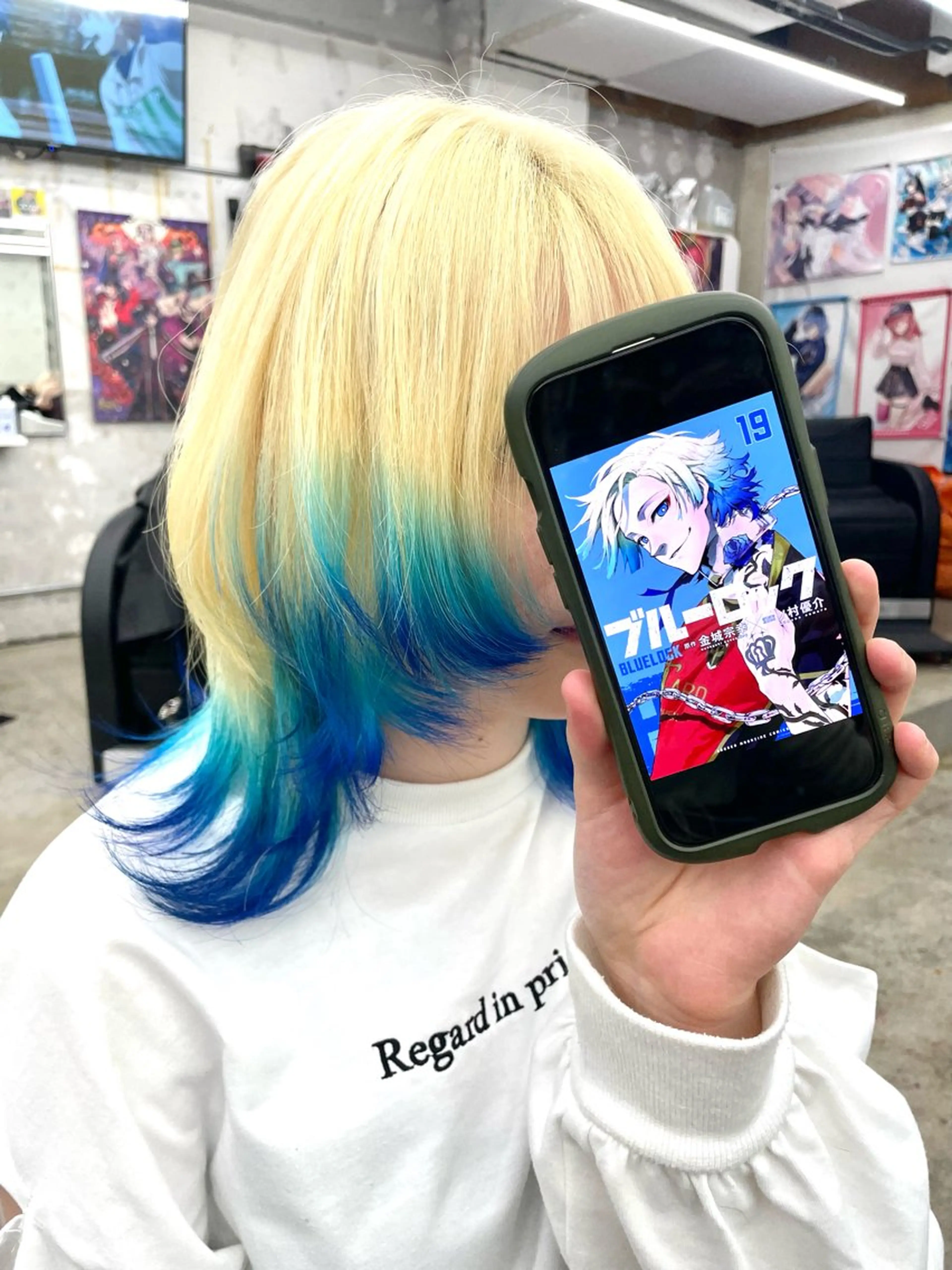 セミロング カラー ヘアカラー トリートメント インナーカラー/推し ウルフ/アニメカラーのヘアスタイル