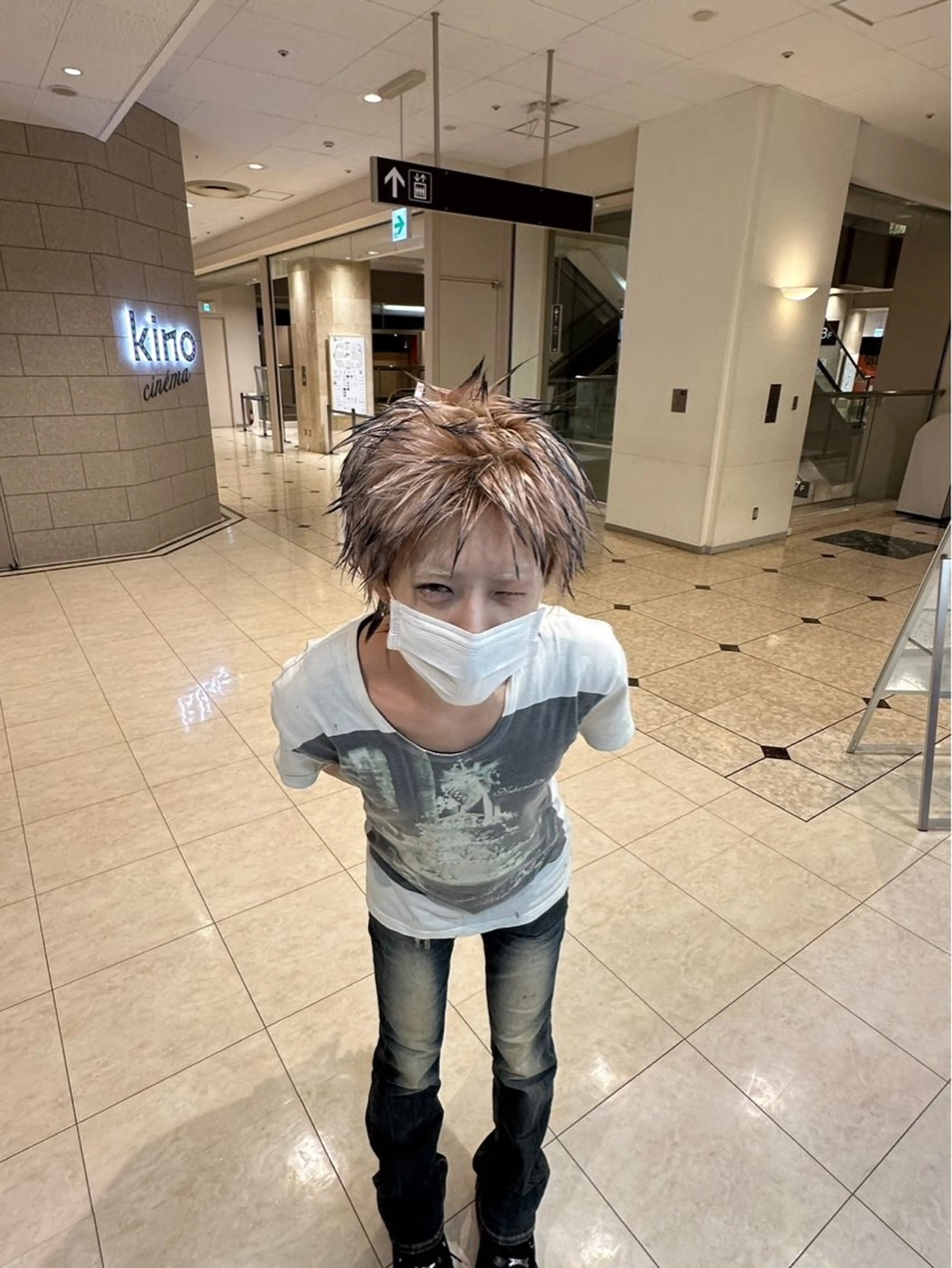 ショート カラー メンズ デザインカラー ヘアカラー ZENKO立川高島屋S.C所属・岩崎 唯人のヘアスタイル