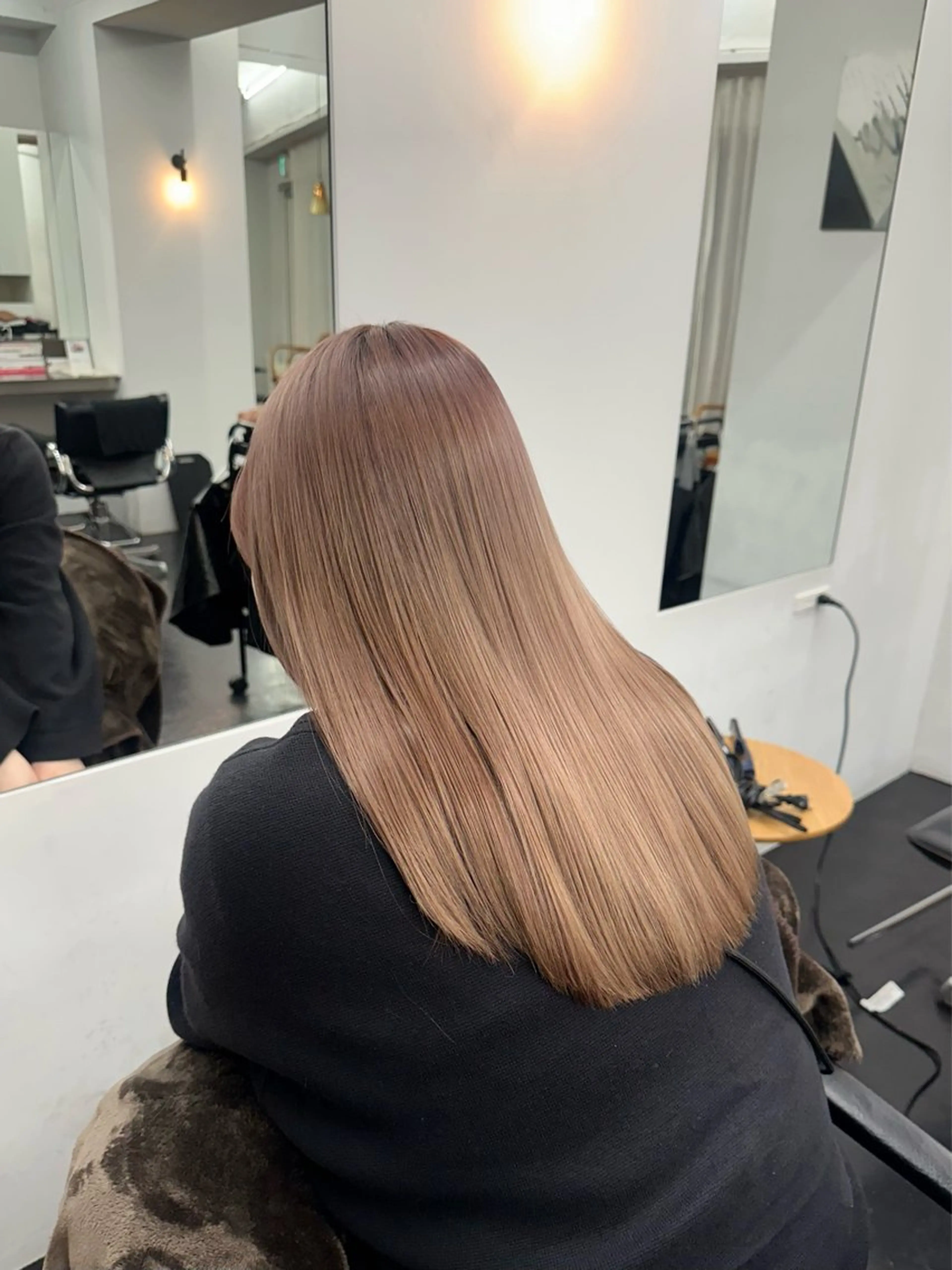 ロング カラー ブリーチ ハイトーンカラー 髪質改善 トリートメント カット ヘアカラー ヤマザキ アヤメ 【シベルバレー横浜】のヘアスタイル