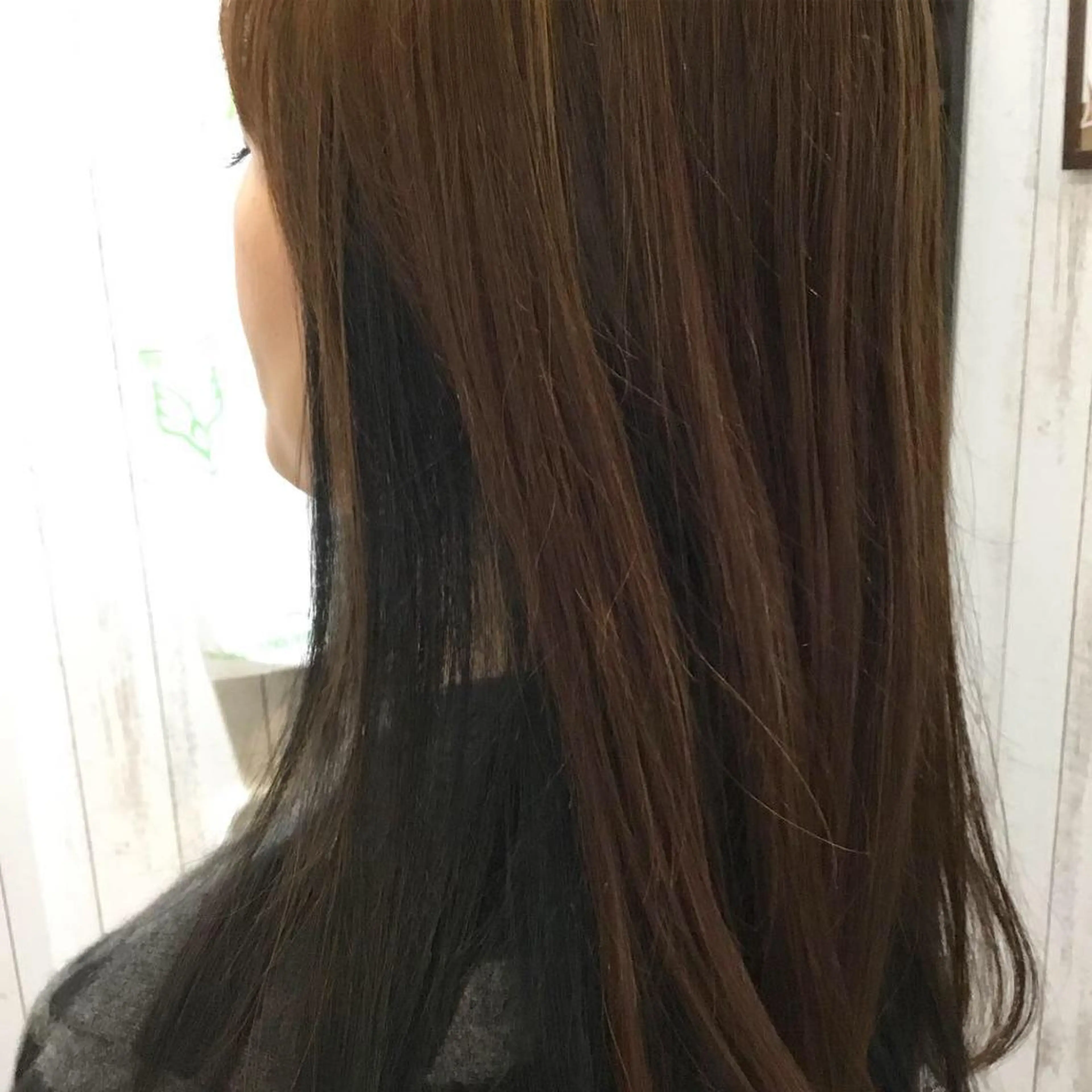 ロング カラー embrace エンブレイスのヘアスタイル