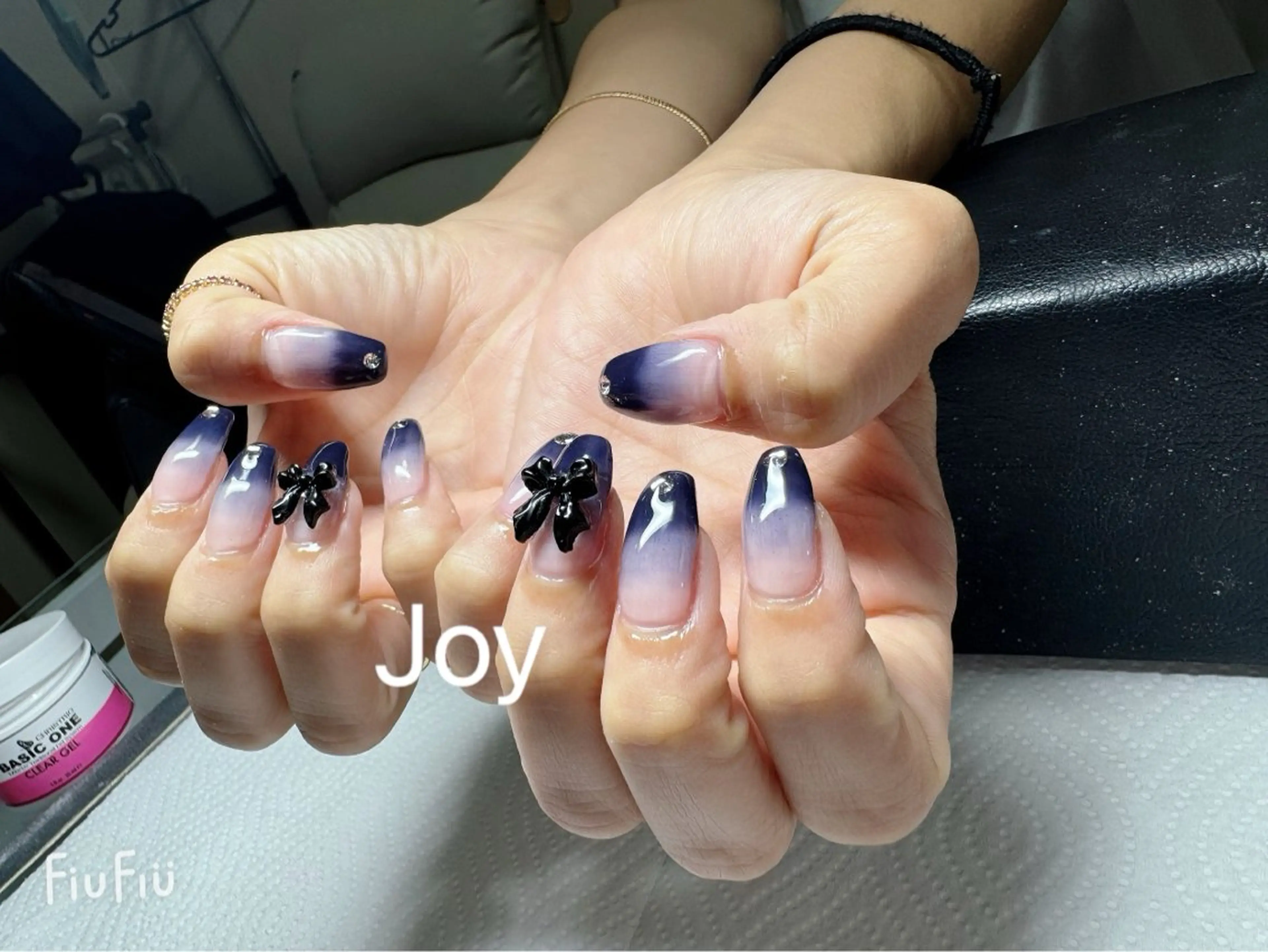 ネイル ジェルネイル 持ち込み シンプルネイル ストーンネイル Nail Salon JOYのネイルデザイン