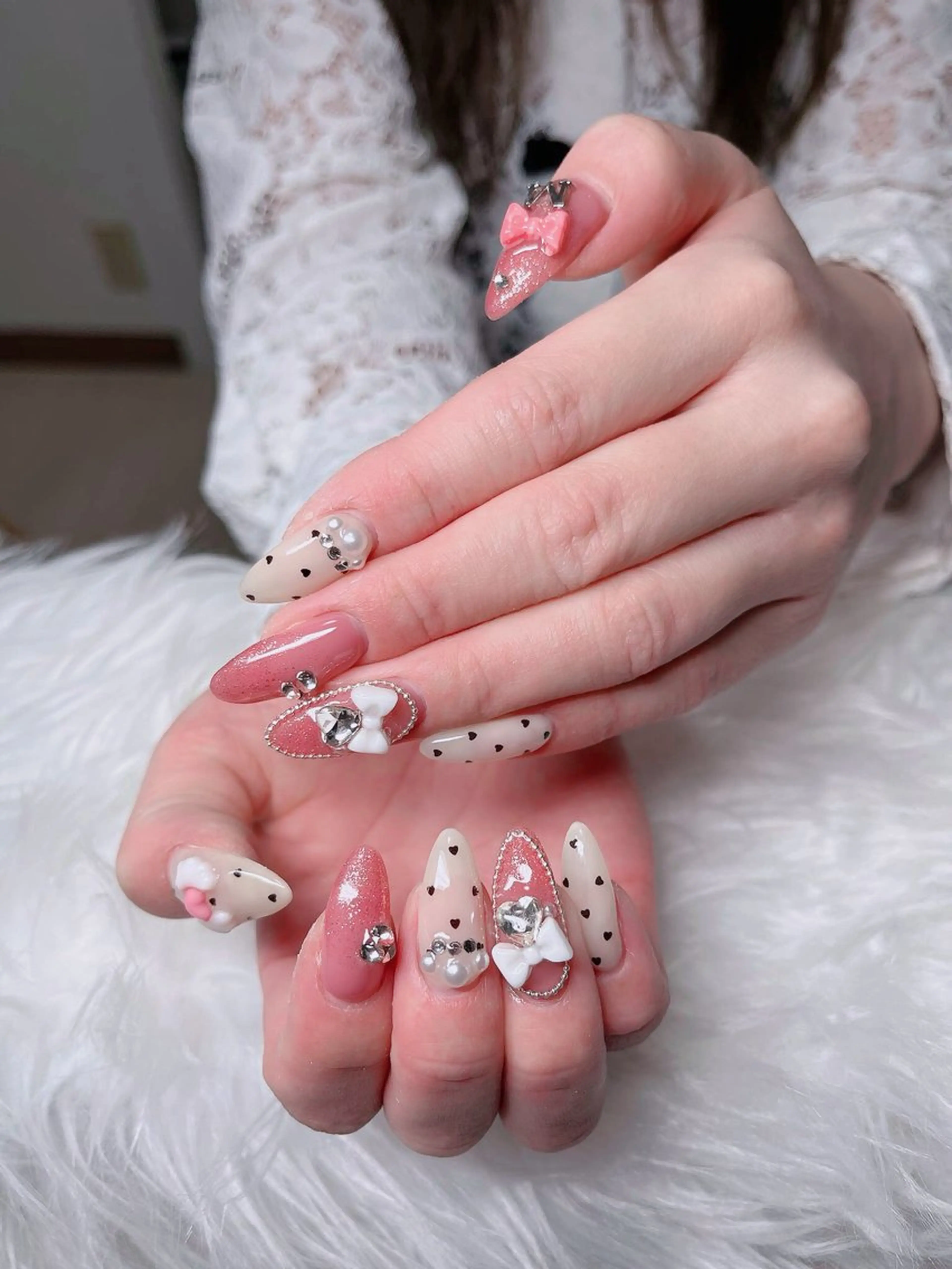 ネイル フレンチネイル ジェルネイル ハロウィン キラキラネイル 韓国ネイル H.baby Nail Salonのネイルデザイン