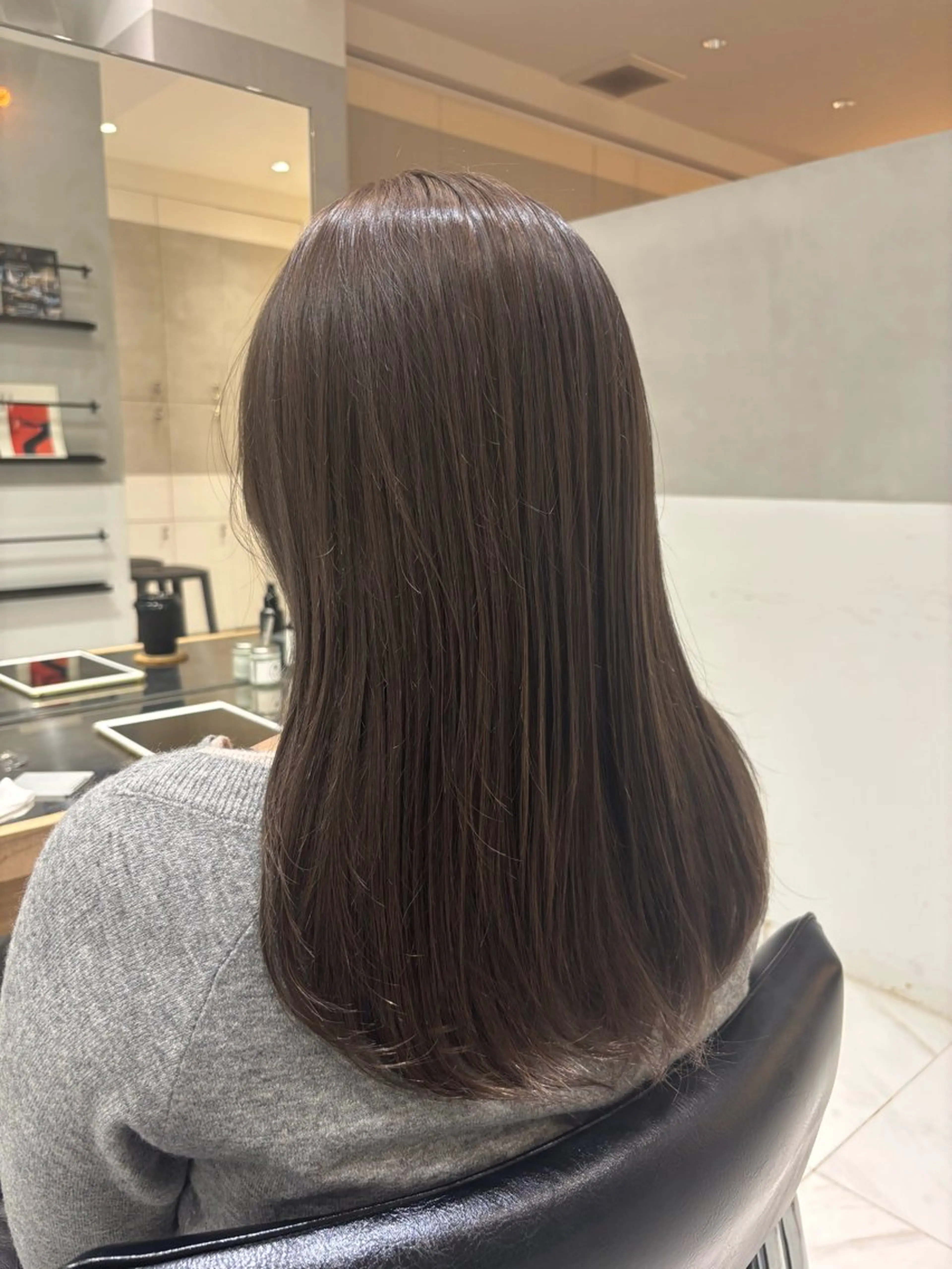 セミロング ヘアカラー トリートメント ヘッドスパ ヘアセット オリーブ カラー✨有坂映哉のヘアスタイル