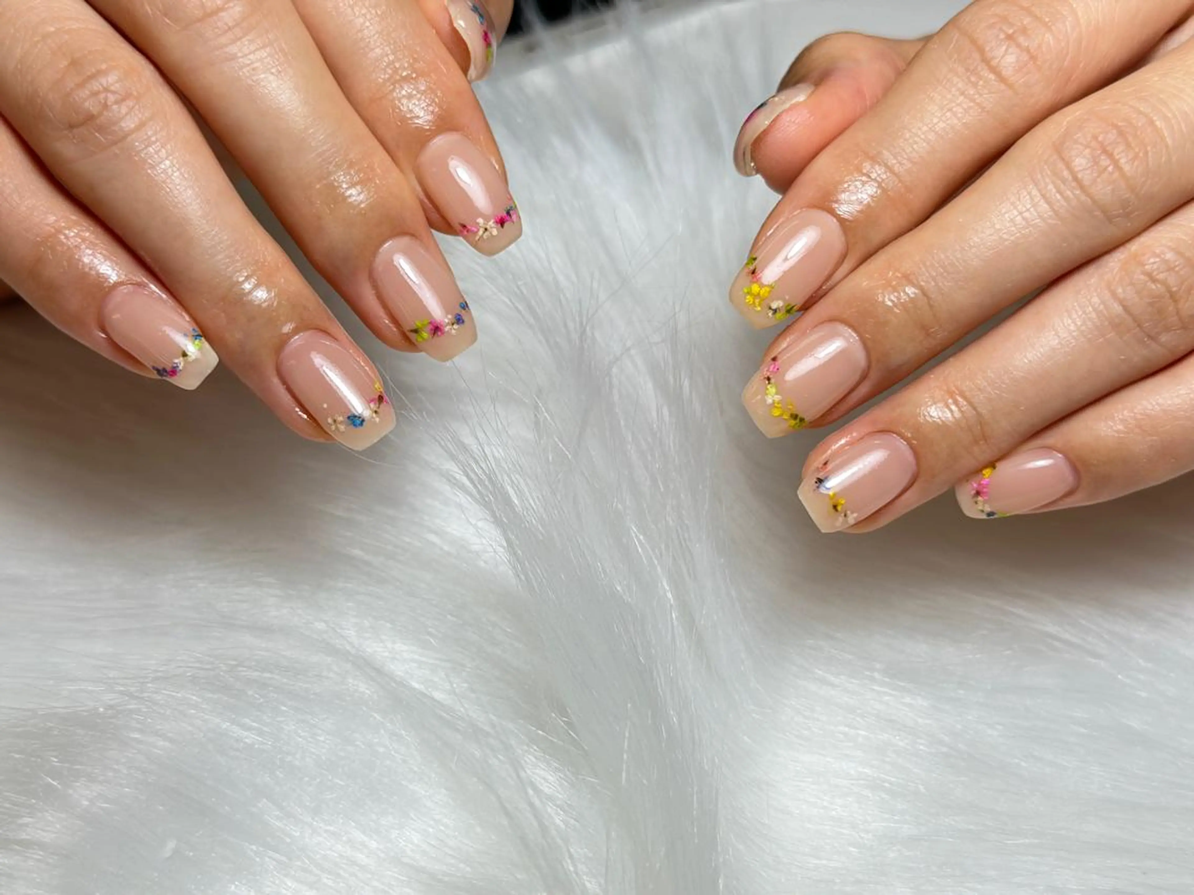 ネイル Mona【パラジェル ・長さ出し専門店】のネイルデザイン