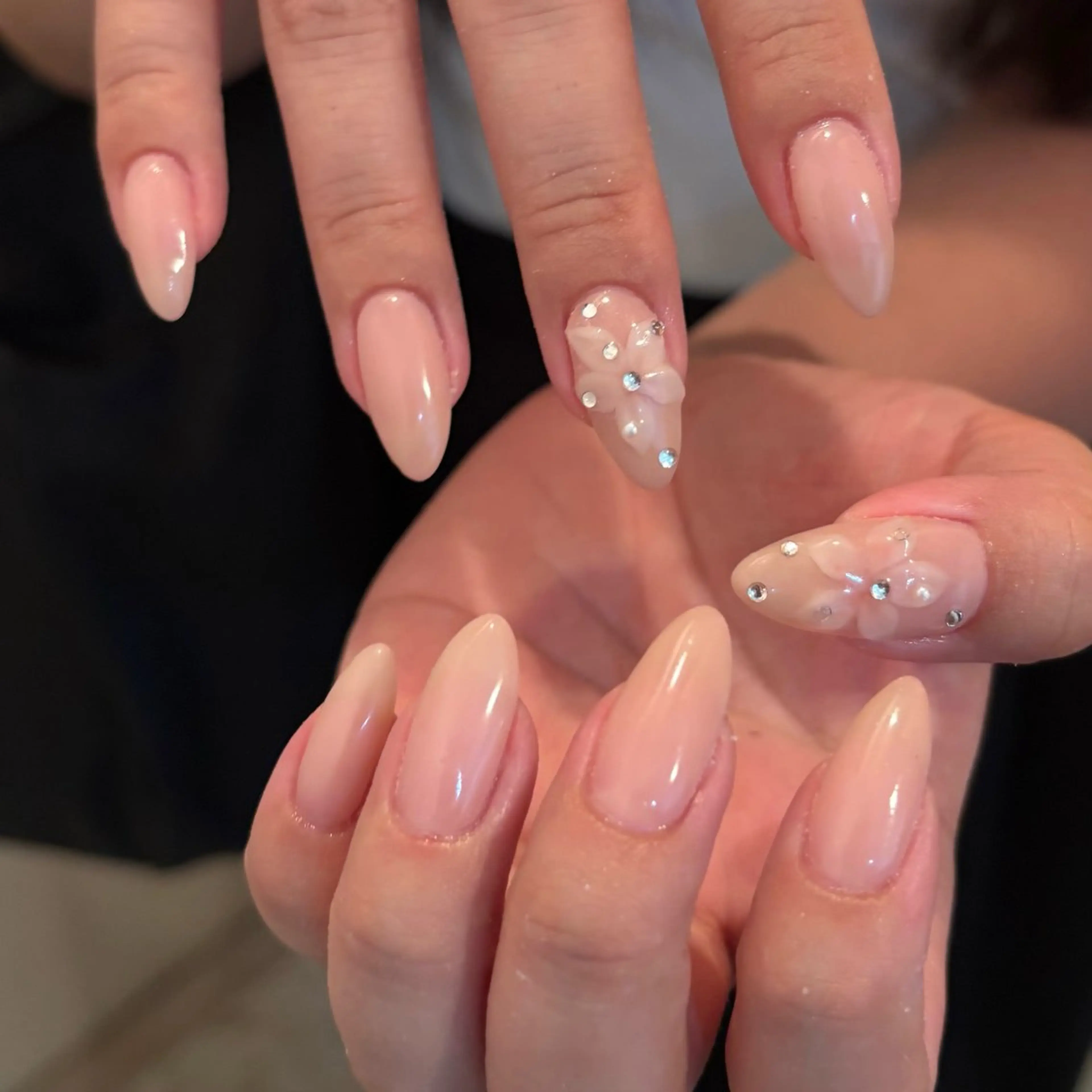 ネイル ハンドネイル フットネイル yuri / 個性派nailのネイルデザイン