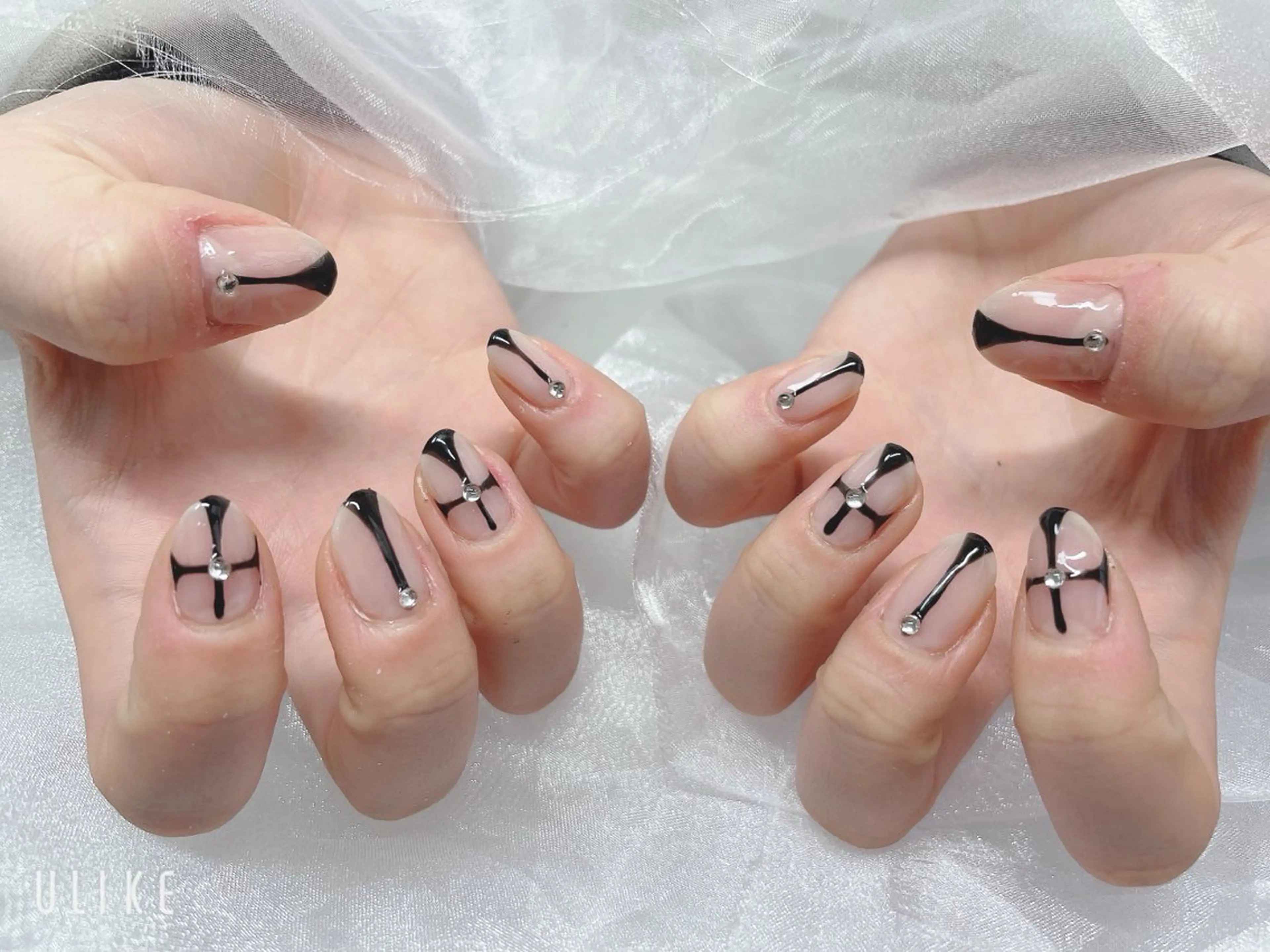 ネイル ハンドネイル BABY LION :Linaのネイルデザイン