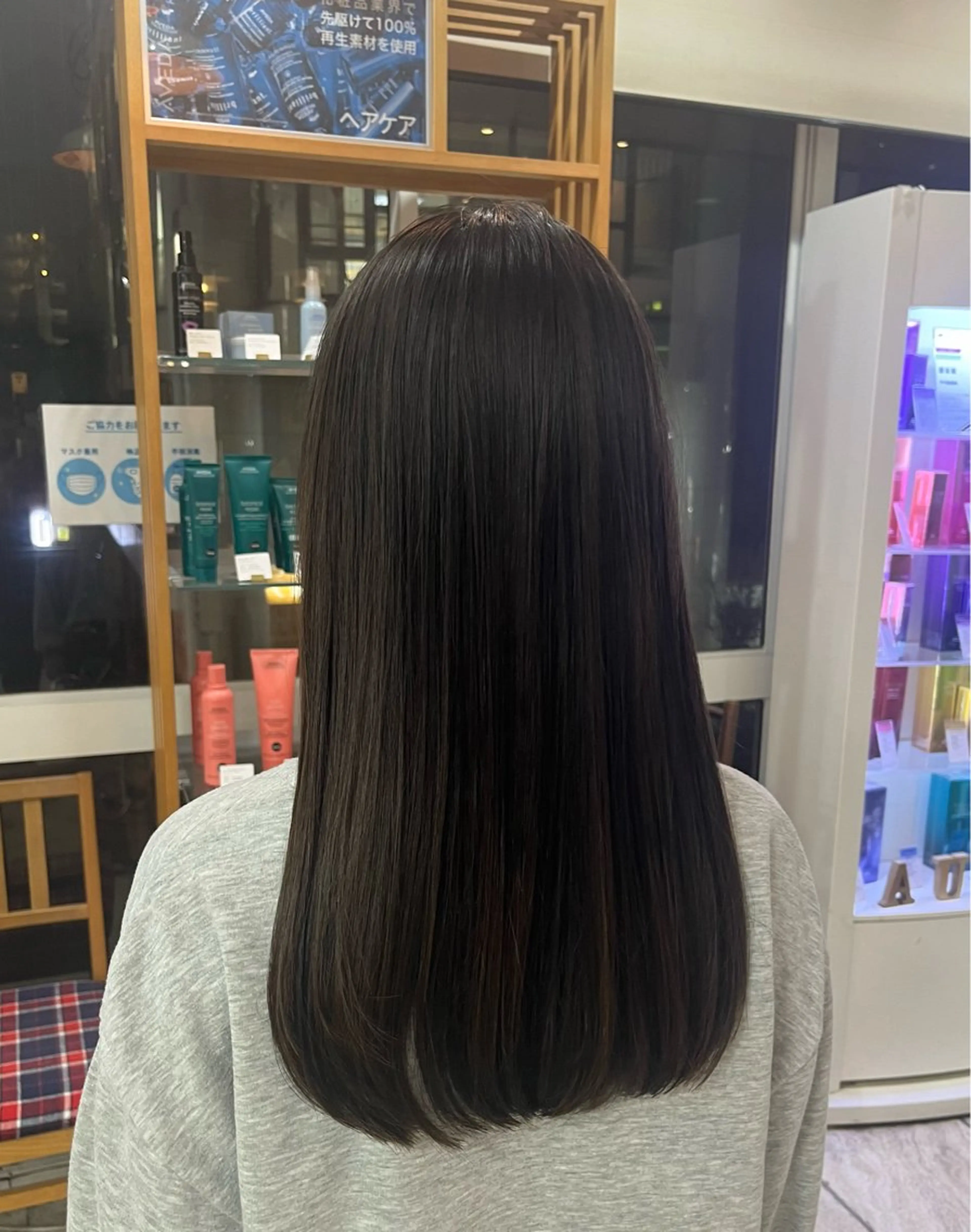 ロング ロング attrait平塚所属・カラーソムリエ🎨 seina🪐のヘアスタイル