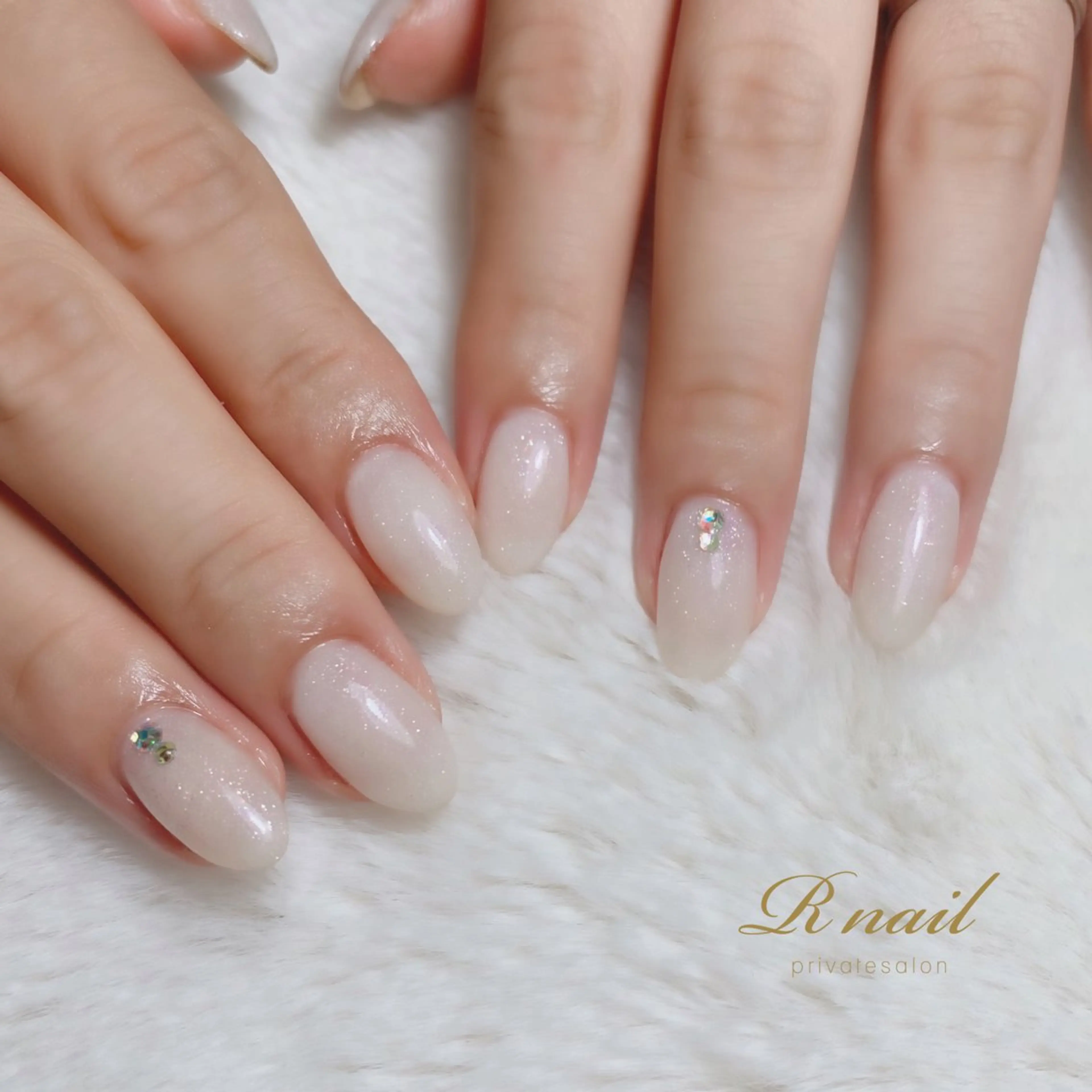 ネイル R nailのネイルデザイン