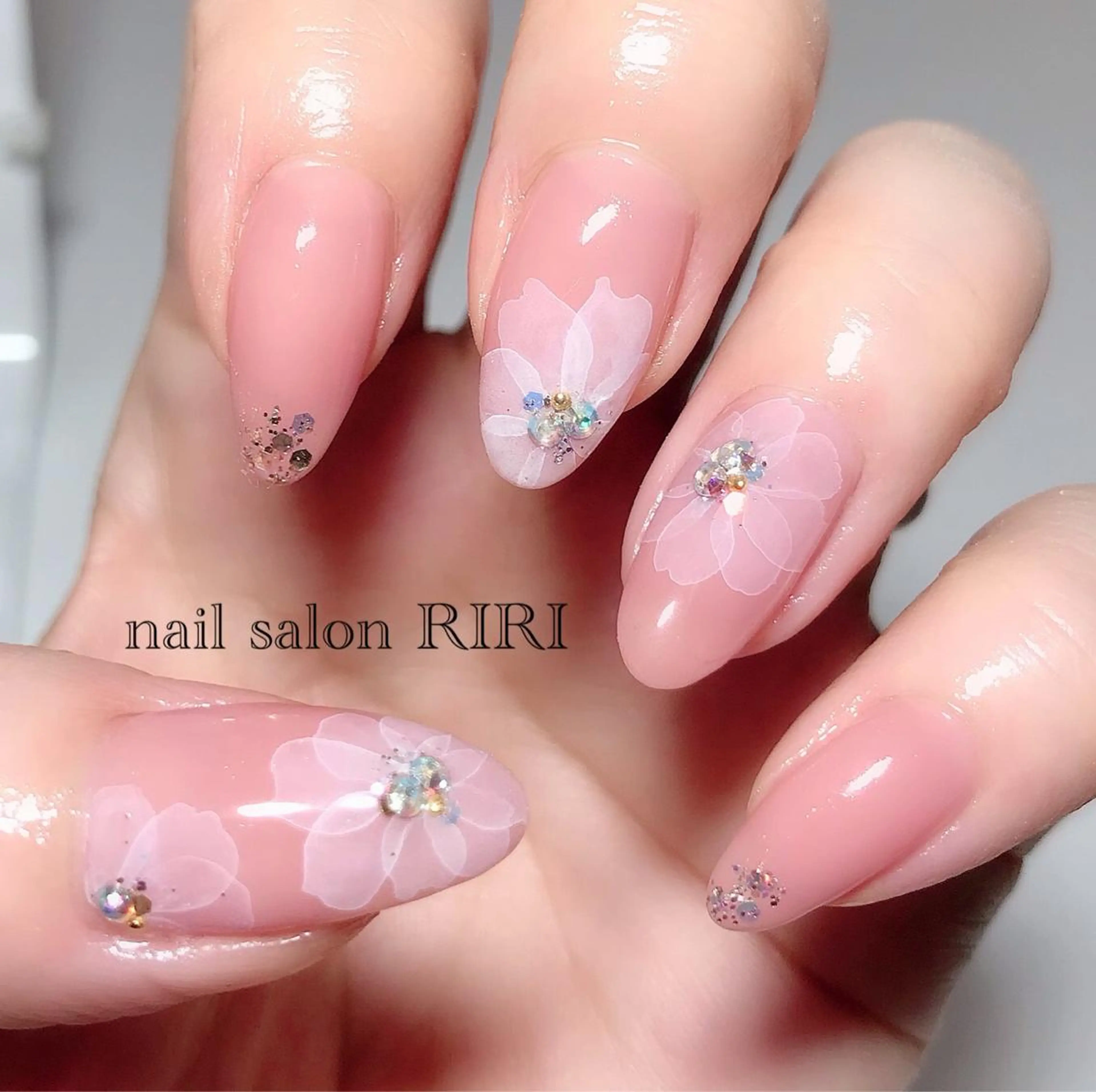 ネイル フラワーネイル private  nail  salon RIRI所属・RIRI リリのネイルデザイン