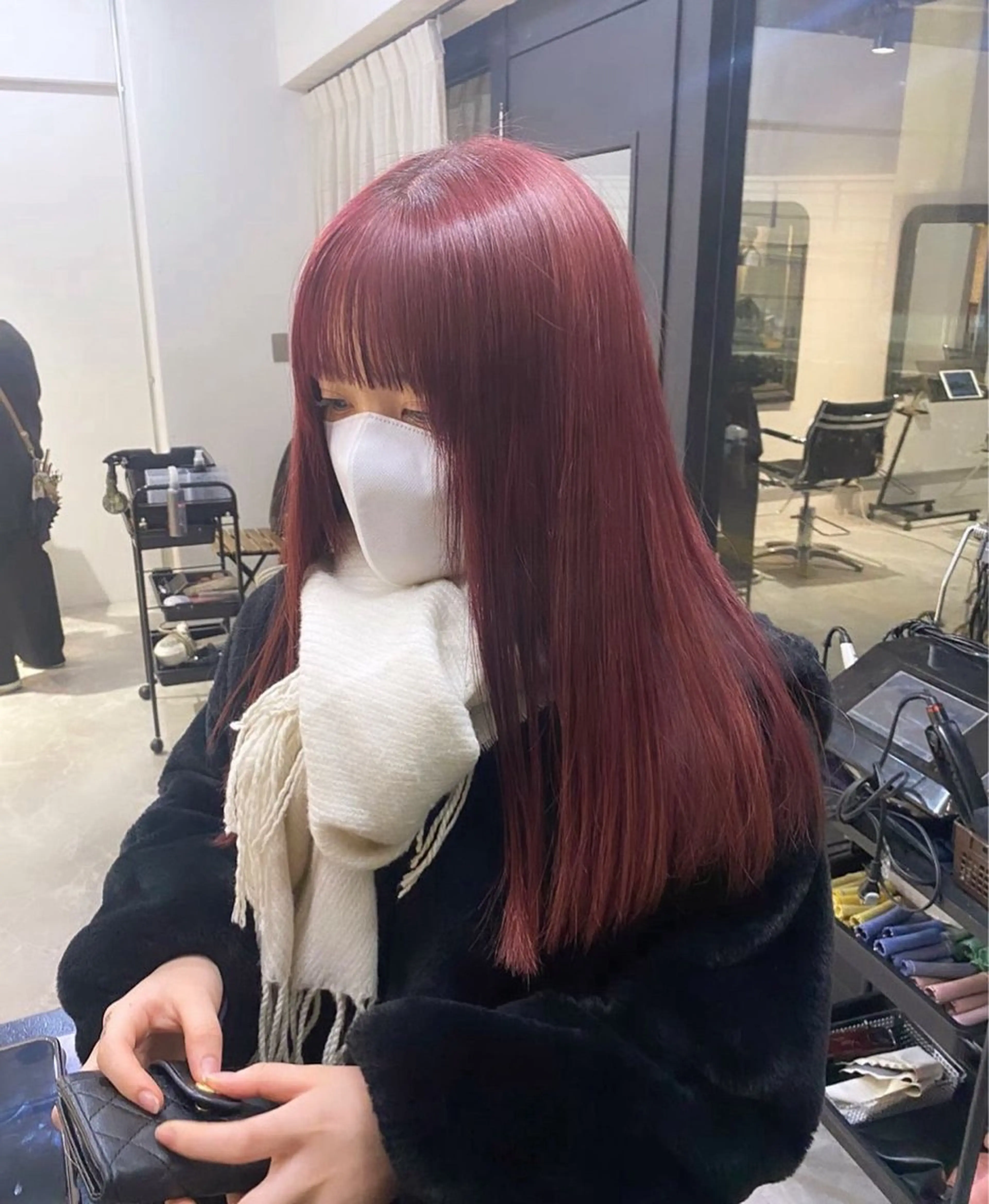 ロング ブリーチなしダブルカ ラー🩶manamiのヘアスタイル