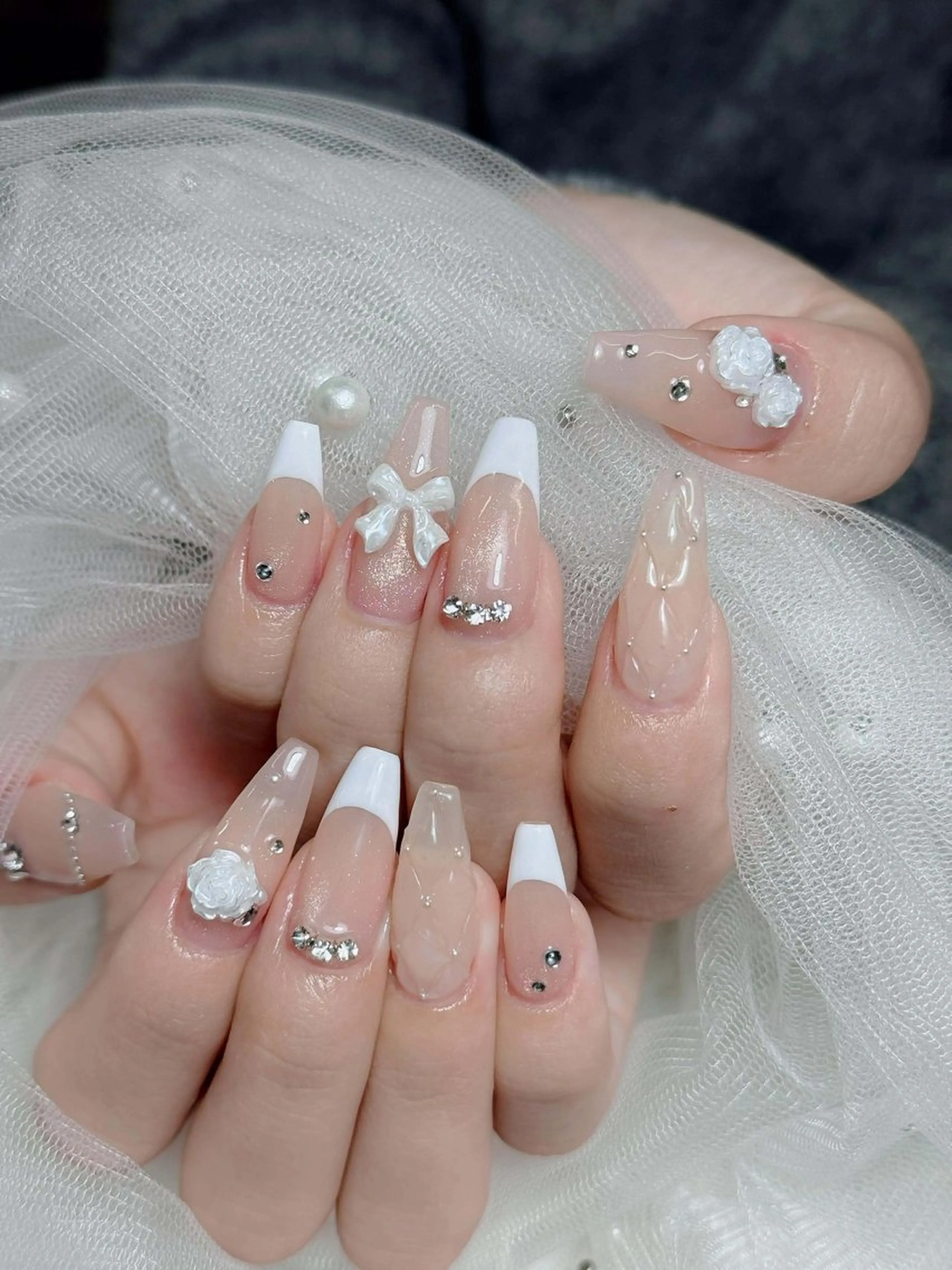 ネイル オーロラネイル チークネイル フットネイル フレンチネイル 韓国ネイル ハンドネイル Lumi Nailのネイルデザイン