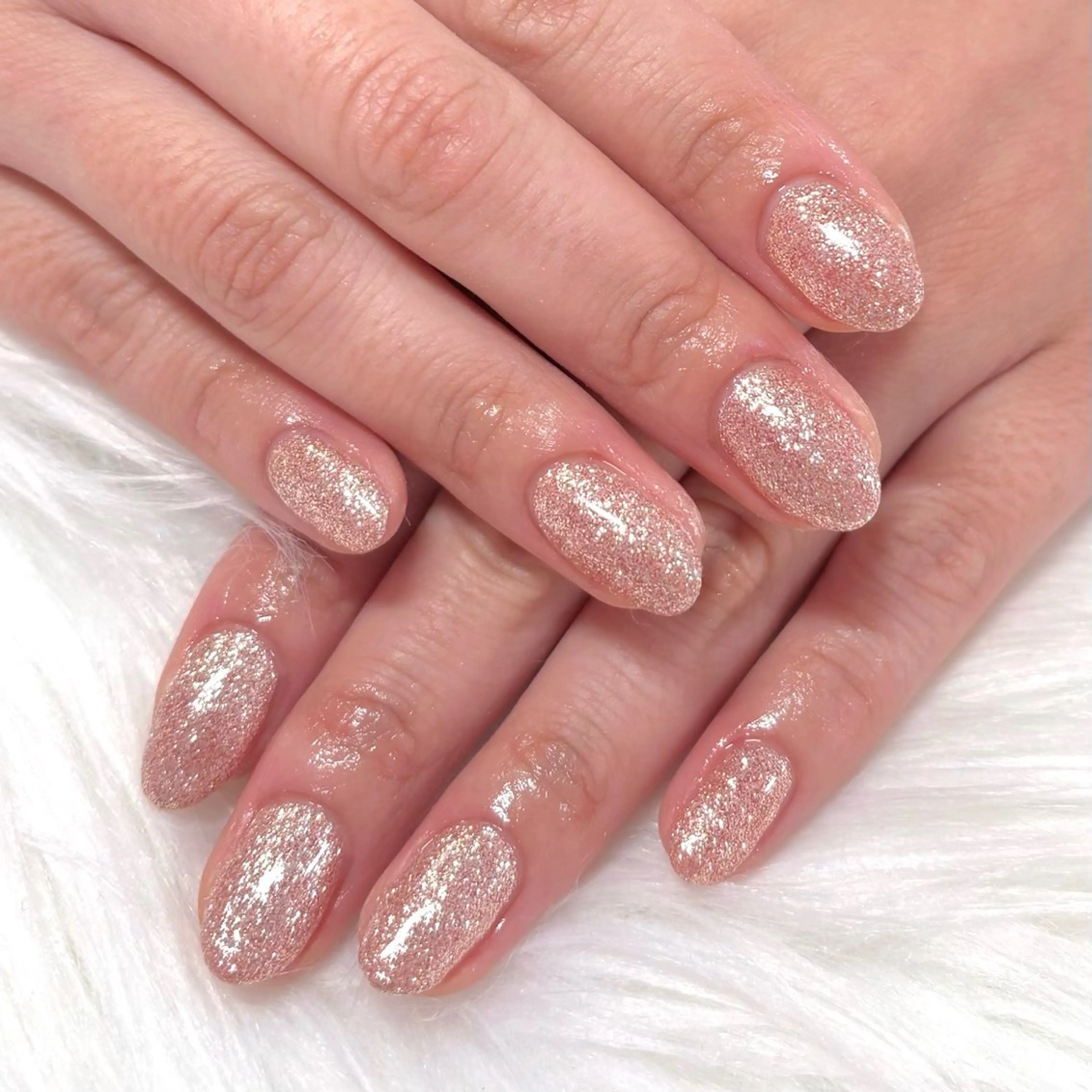 ネイル キラキラネイル ワンカラーネイル ハンドネイル Noix nailのネイルデザイン