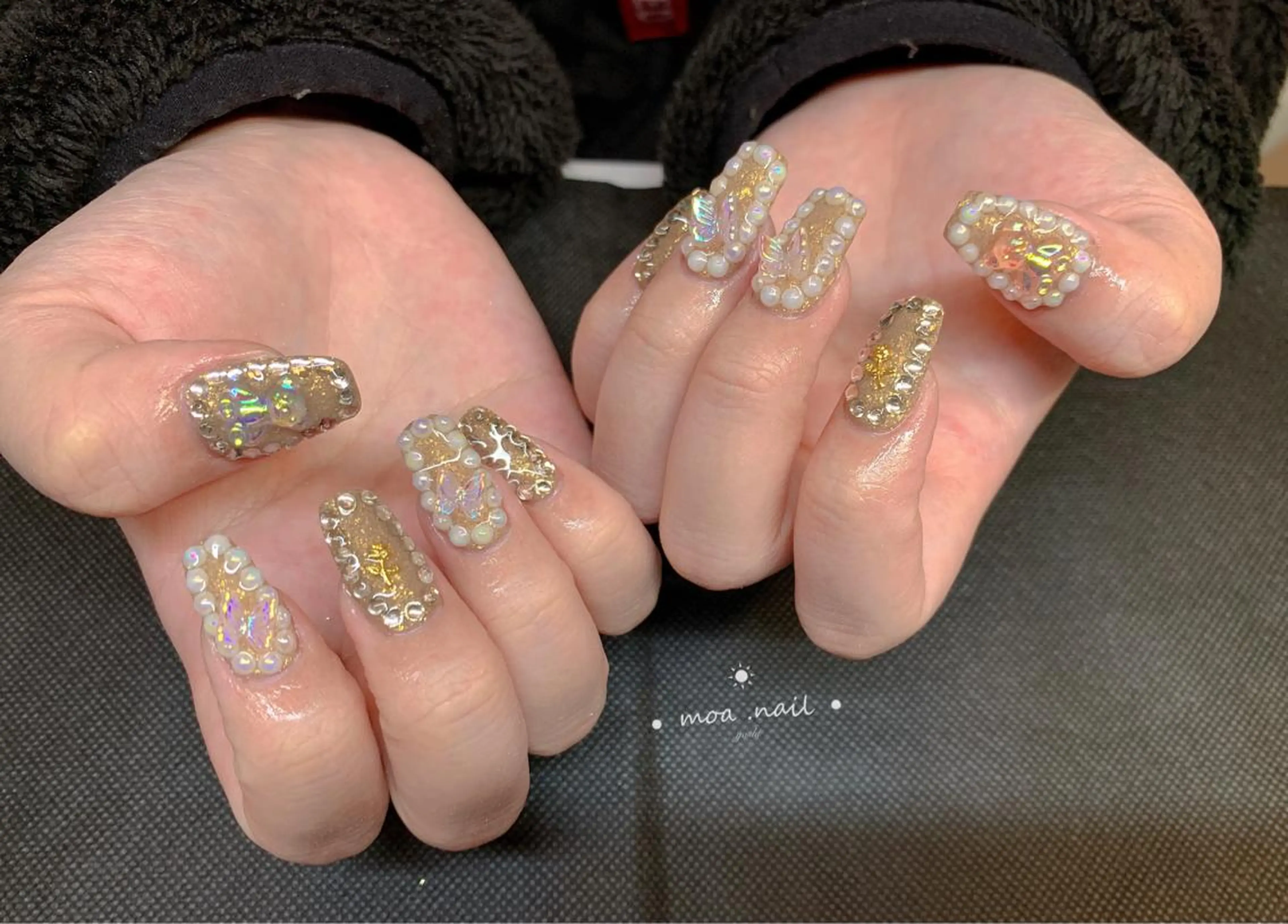 ネイル MOA NAIL所属・MoaNail🫶 Yoshiのネイルデザイン