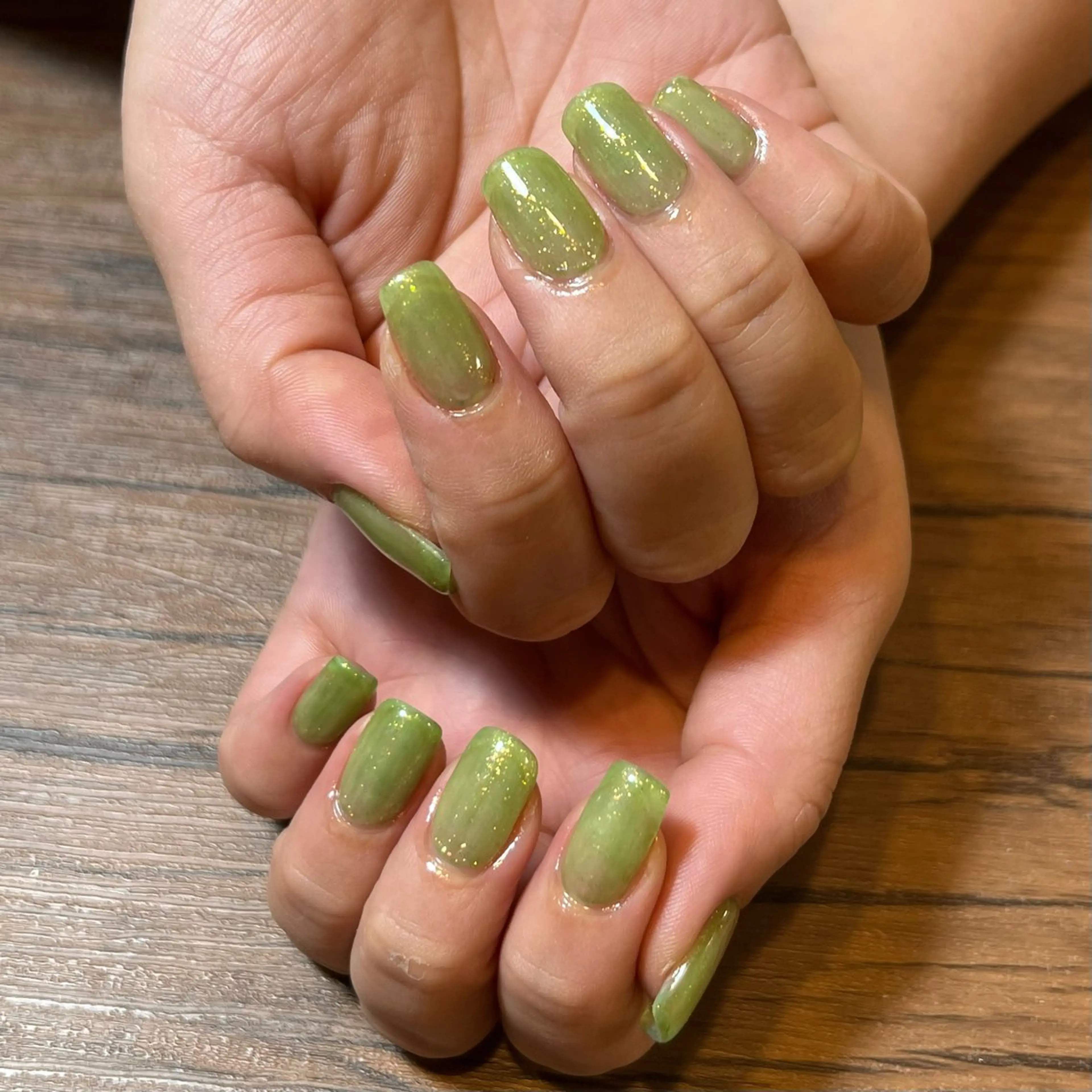 ネイル HENRIETTA NAILSALONのネイルデザイン