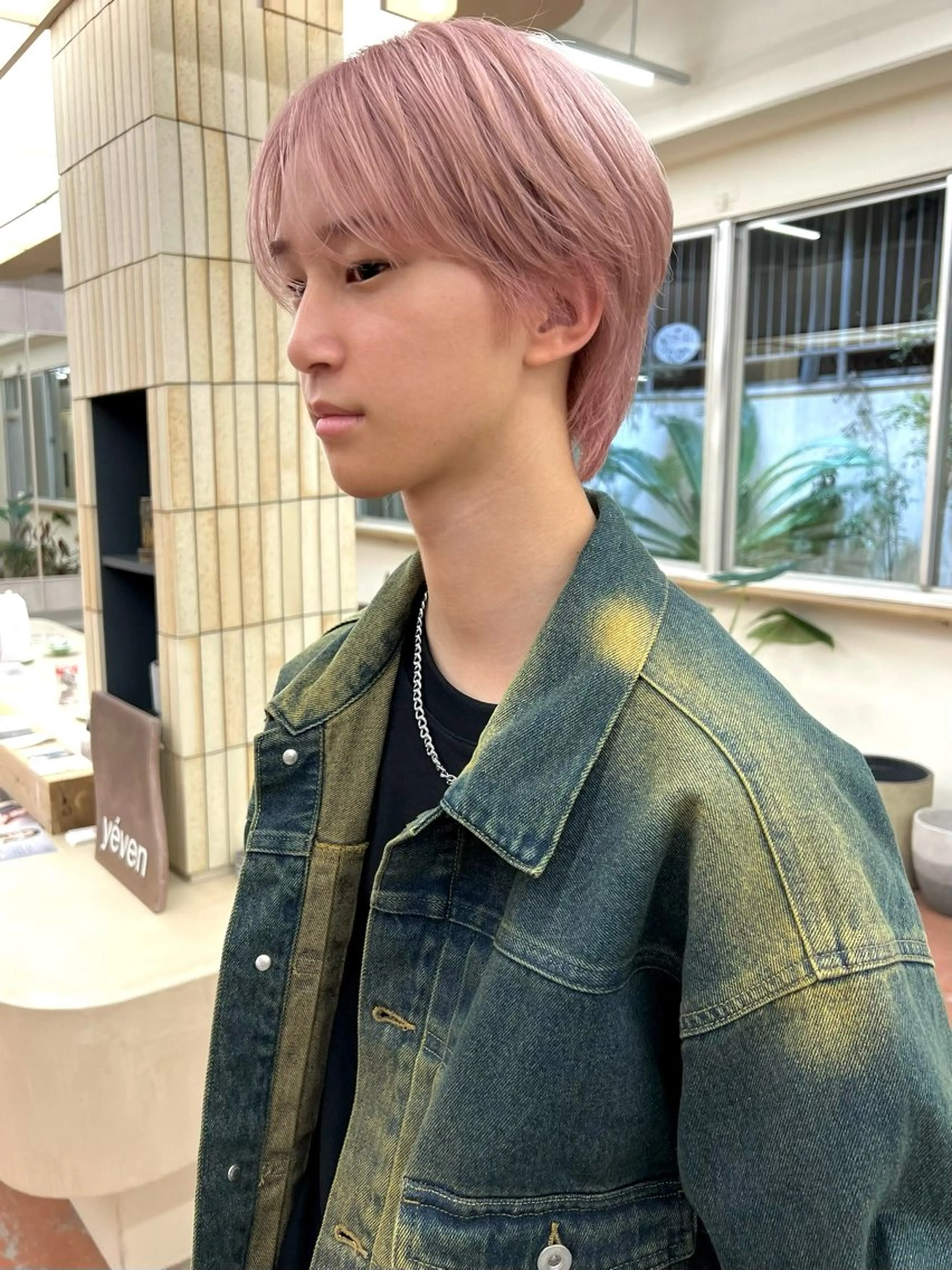 ショート カラー メンズ ピンクカラー カット ヘアカラー トリートメント 矢場町/栄/上前津/ 佐藤祐希のヘアスタイル