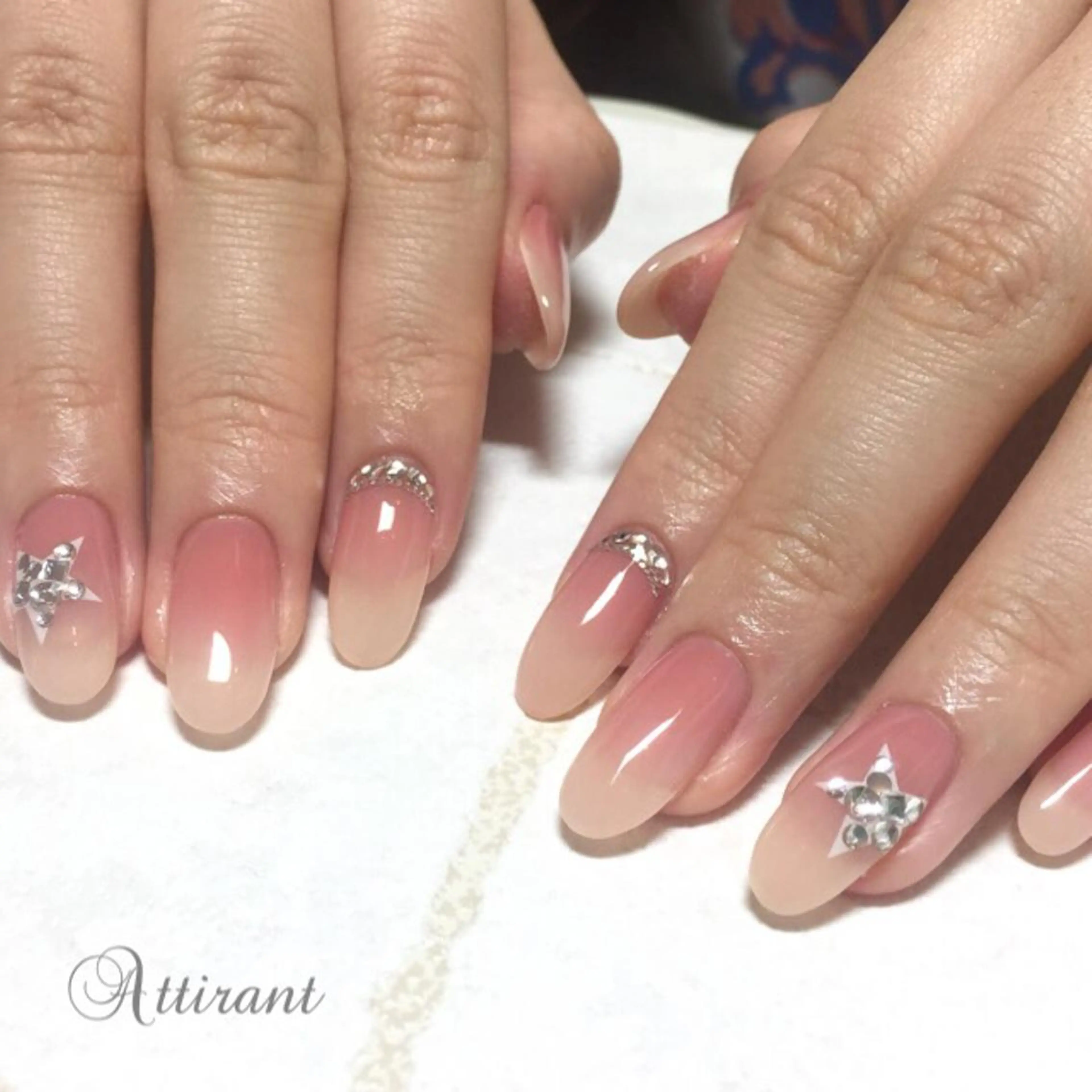 ネイル ネイルサロン アティロン所属・ネイルサロン アティロンのネイルデザイン