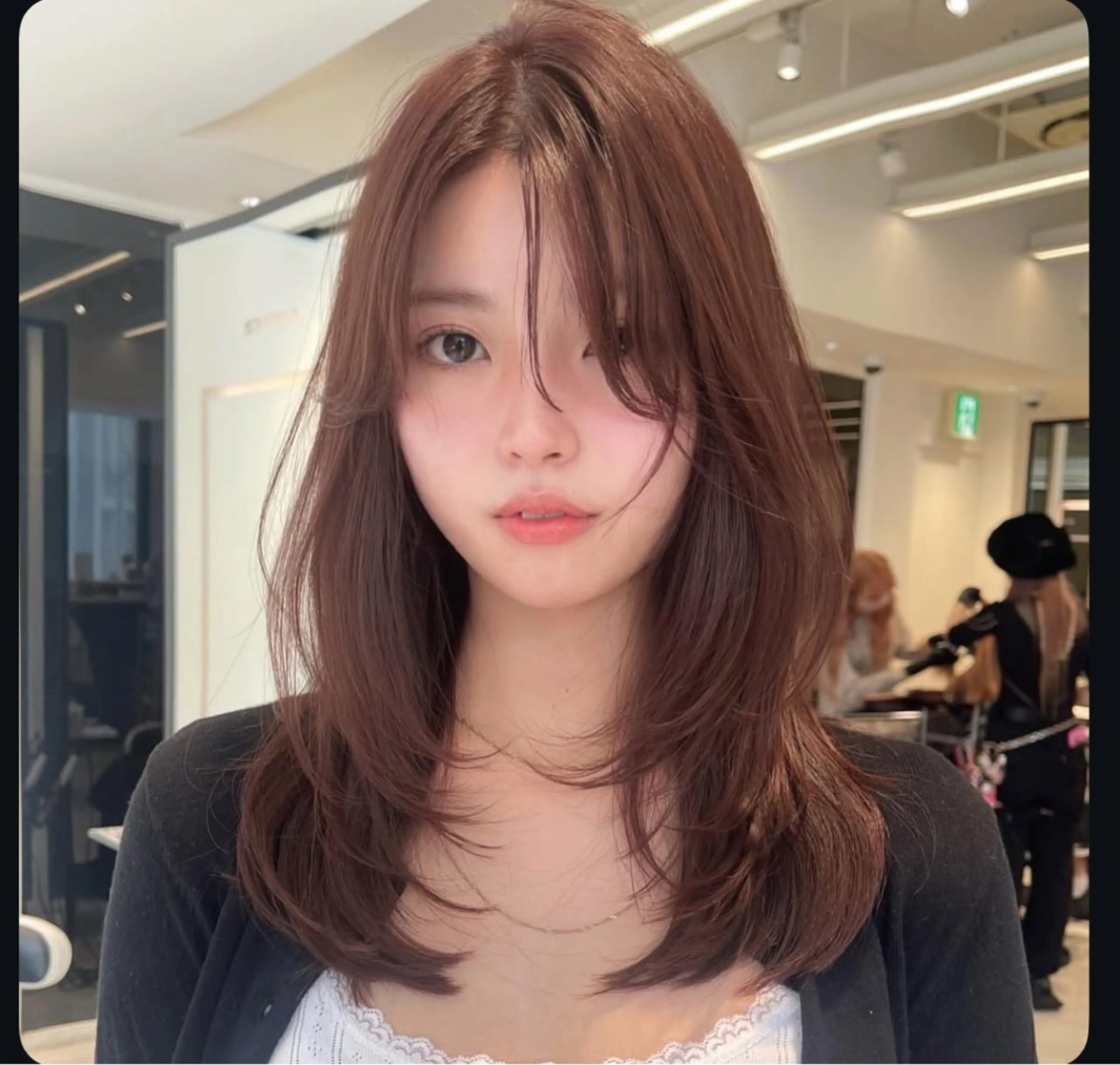 ✨️期間限定✨カット➕艶々トリートメント➕マッサージ (ロングの方限定)⚠️3cm以上切らせていただきます⚠️の写真