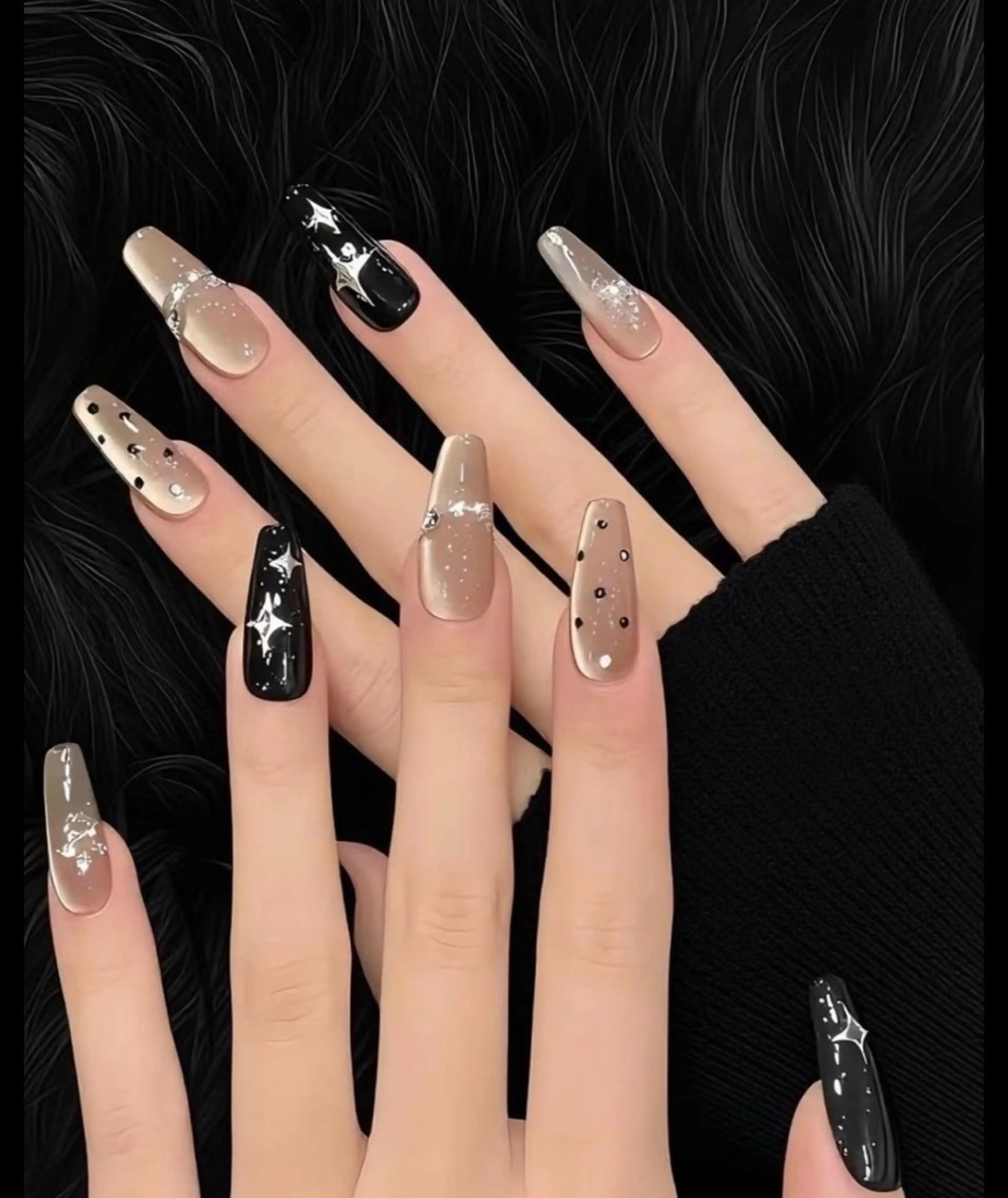 チップ長さ出し10本+6本持ち込みデザイン+4本ワンカラーの写真