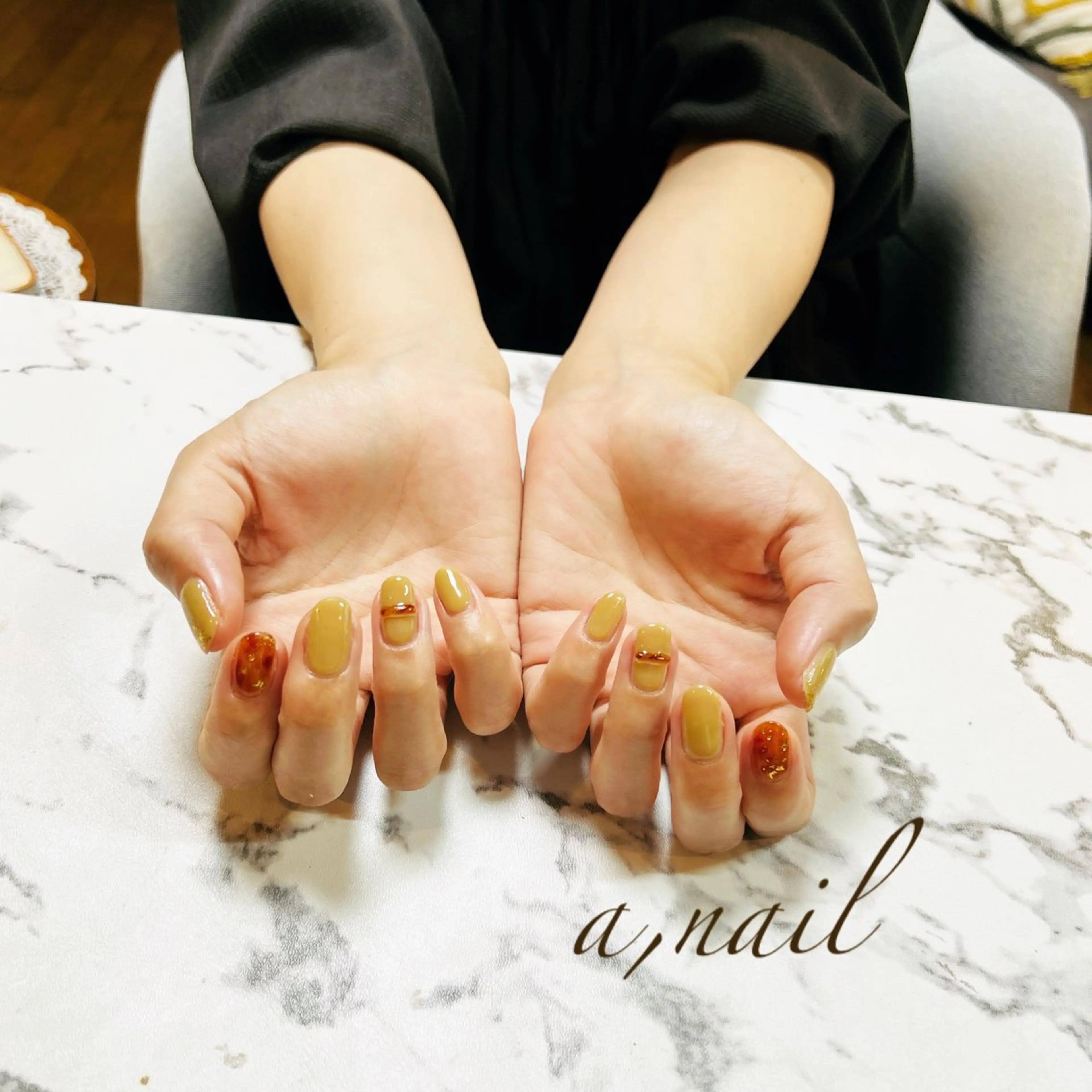 ネイル べっ甲ネイル キラキラネイル シンプルネイル 冬ネイル ネイルサロン エーネイルのネイルデザイン