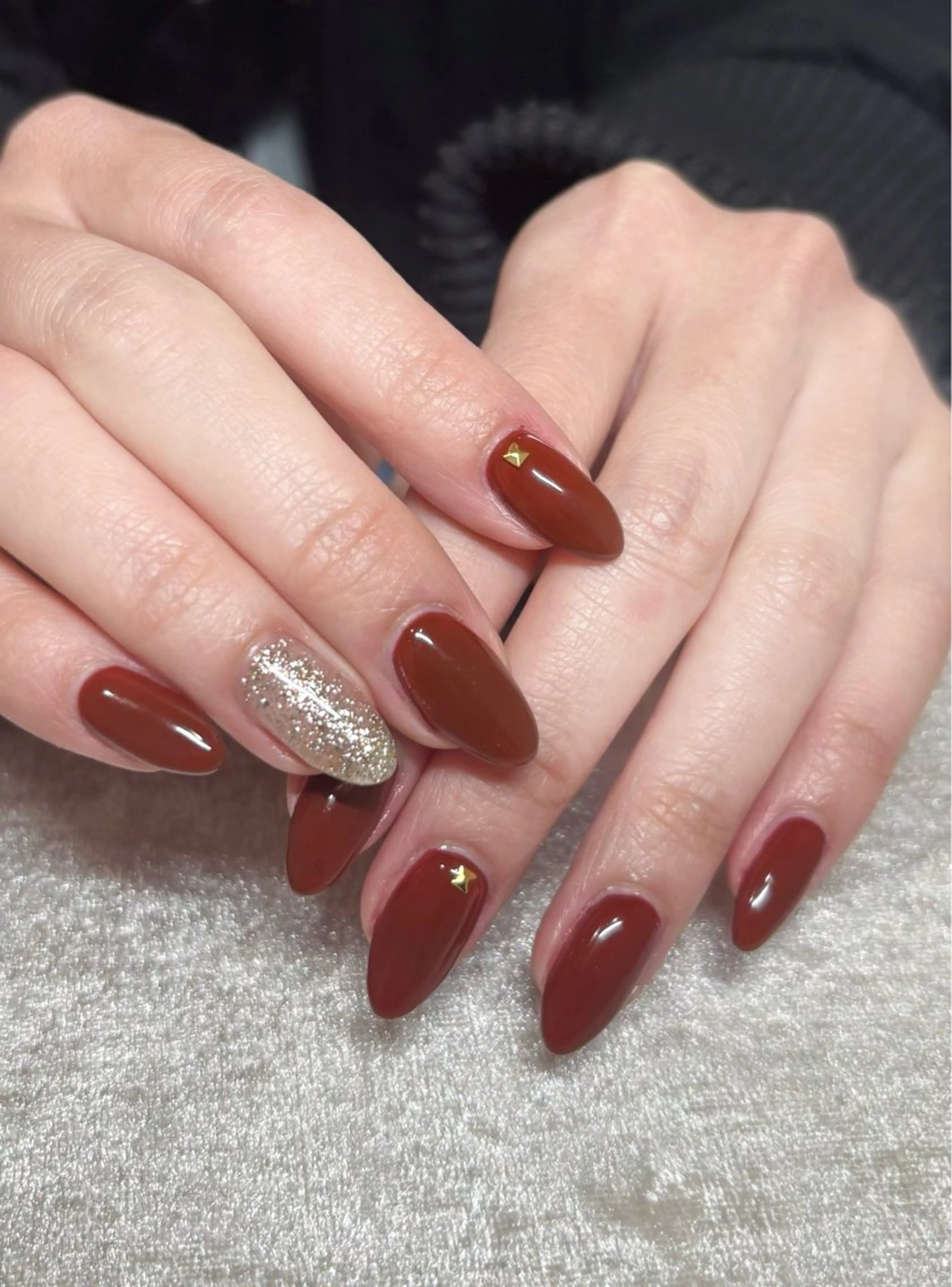 ネイル ボルドー ゴールド シンプルネイル Lumos  nails&eyelashes 桜川所属・Lumos Rikaのネイルデザイン