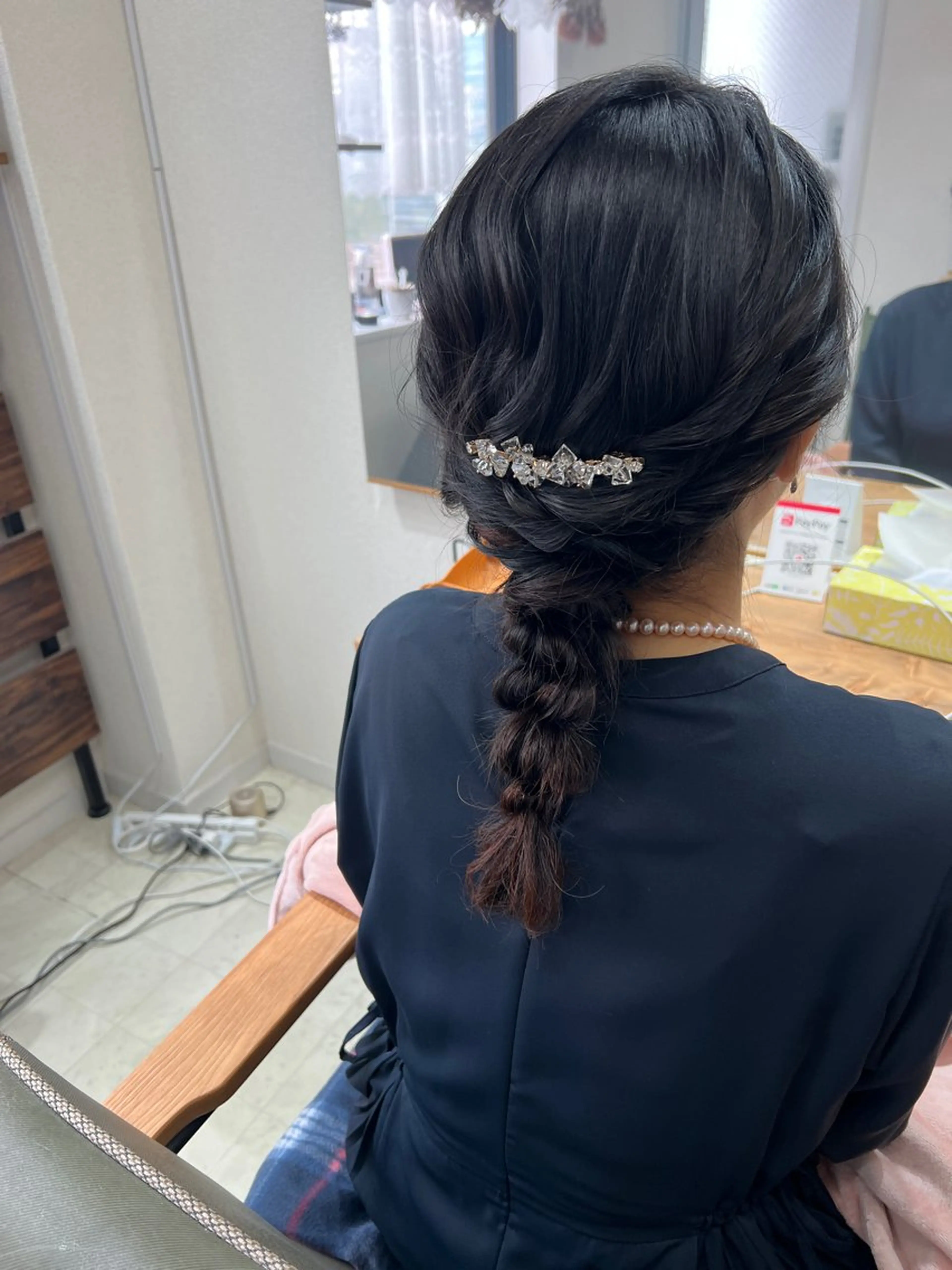 セミロング ヘアアレンジ 山室 敬義のヘアスタイル