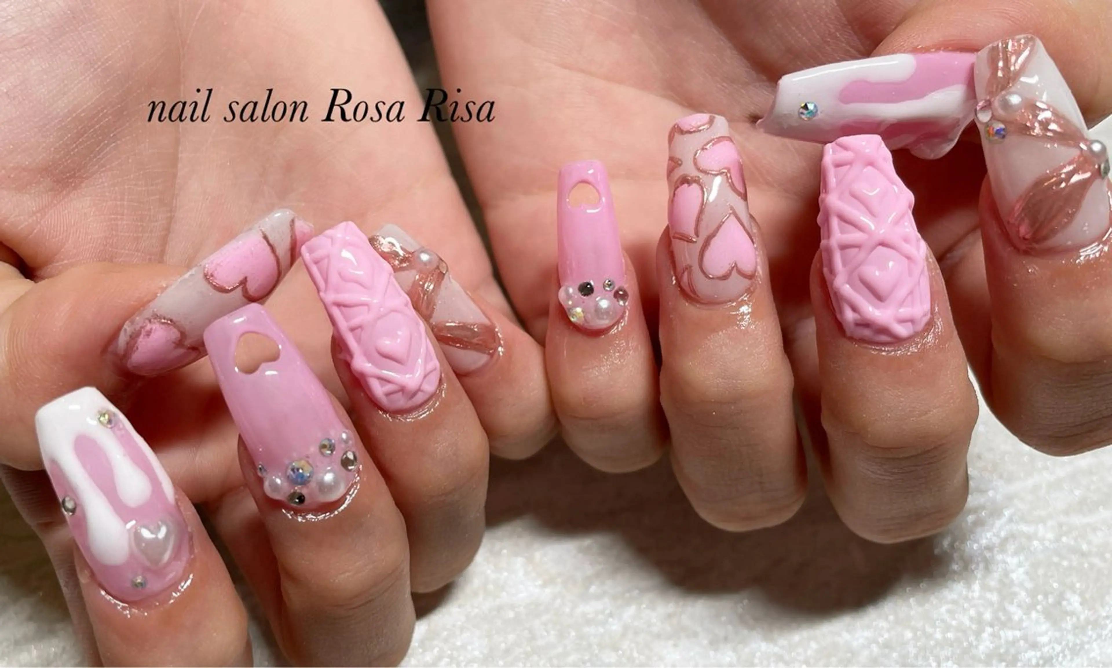 ネイル バレンタイン ハンドネイル ネイルスタジオ シェイクユアハンズのネイルデザイン