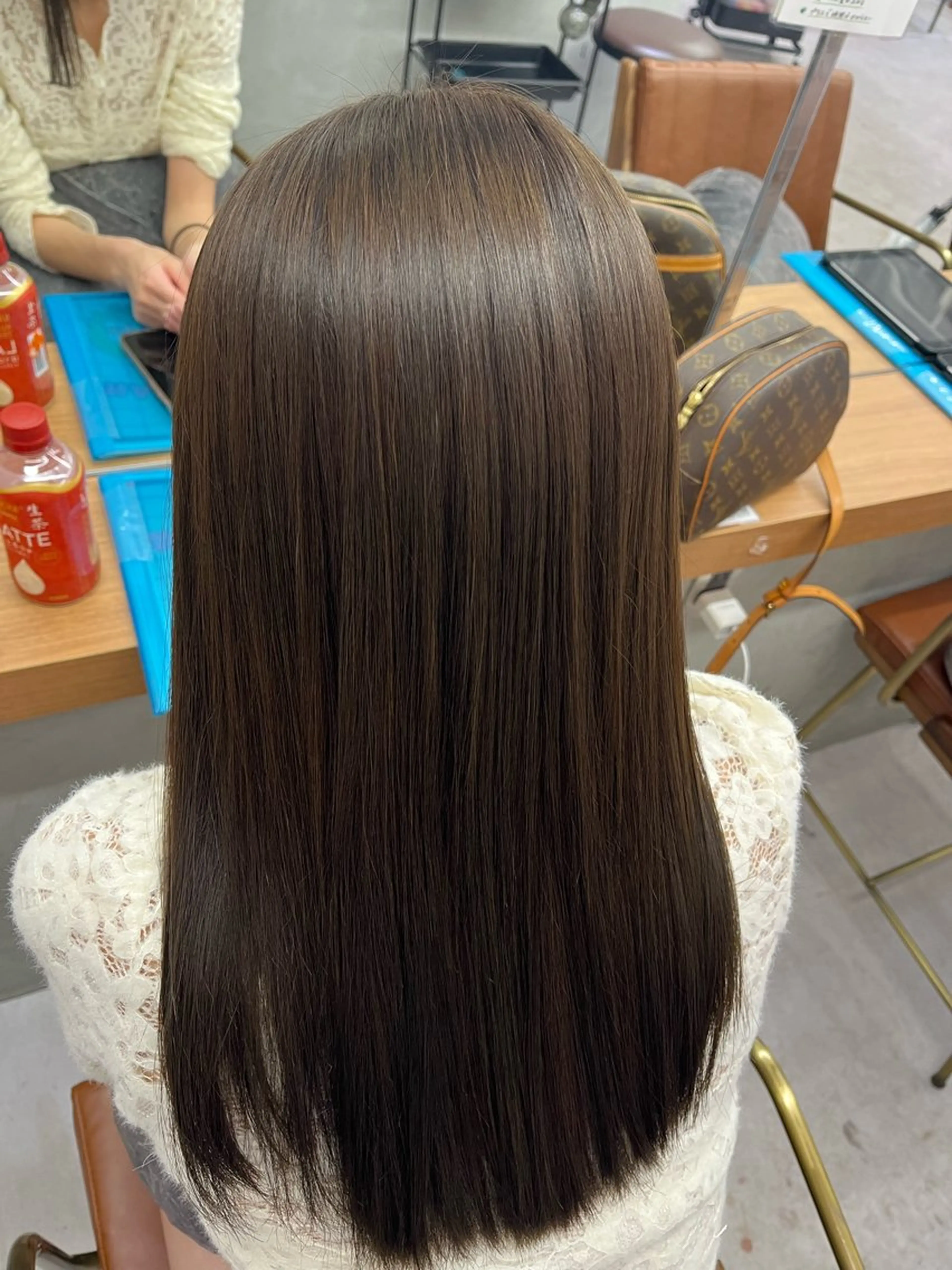 カラー 透明感カラー グレージュ オリーブグレージュ オリーブグレー 髪質改善 ヘアカラー 宮田 瑞希のヘアスタイル