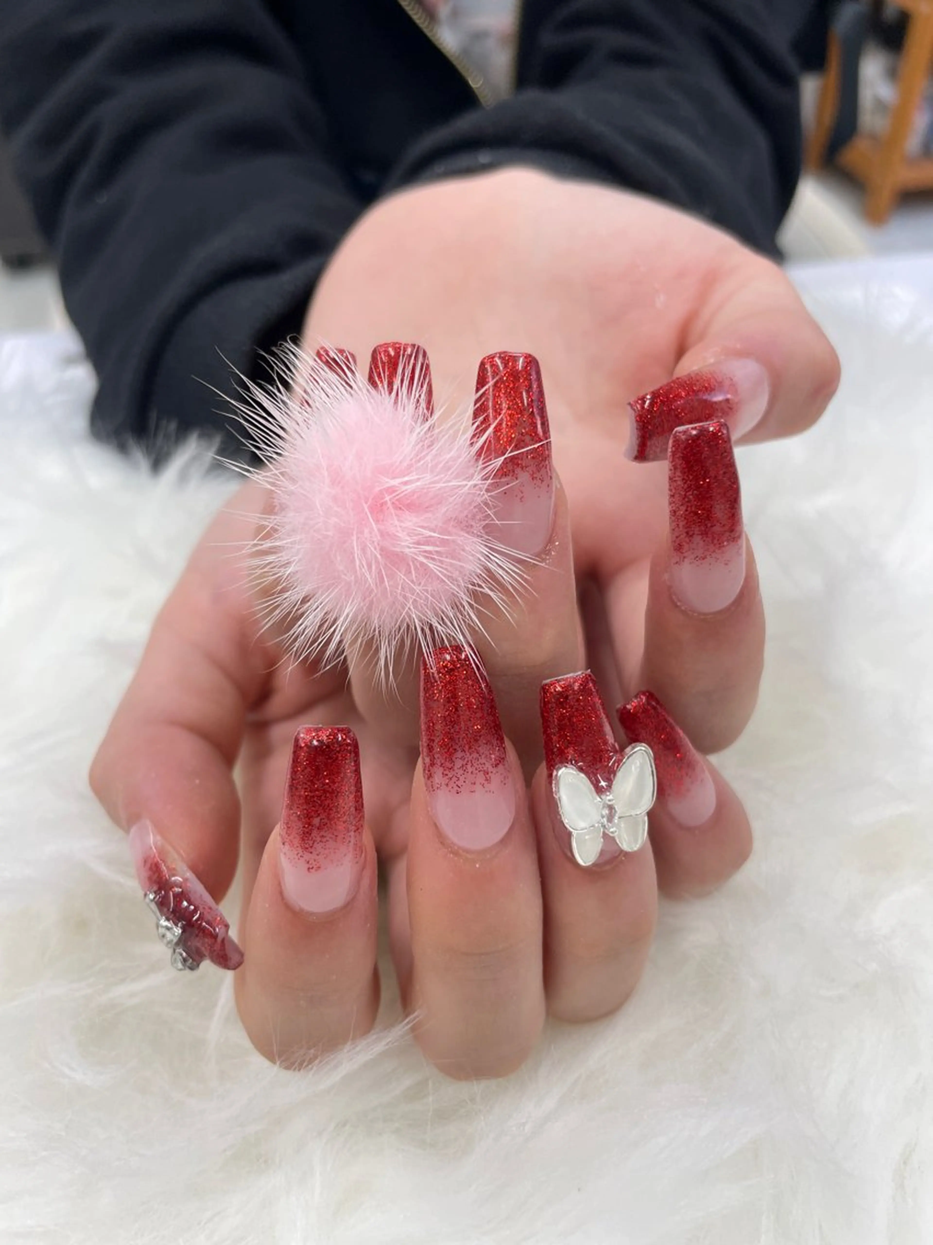 ミディアム アクアライズ所属・アクア ライズのネイルデザイン