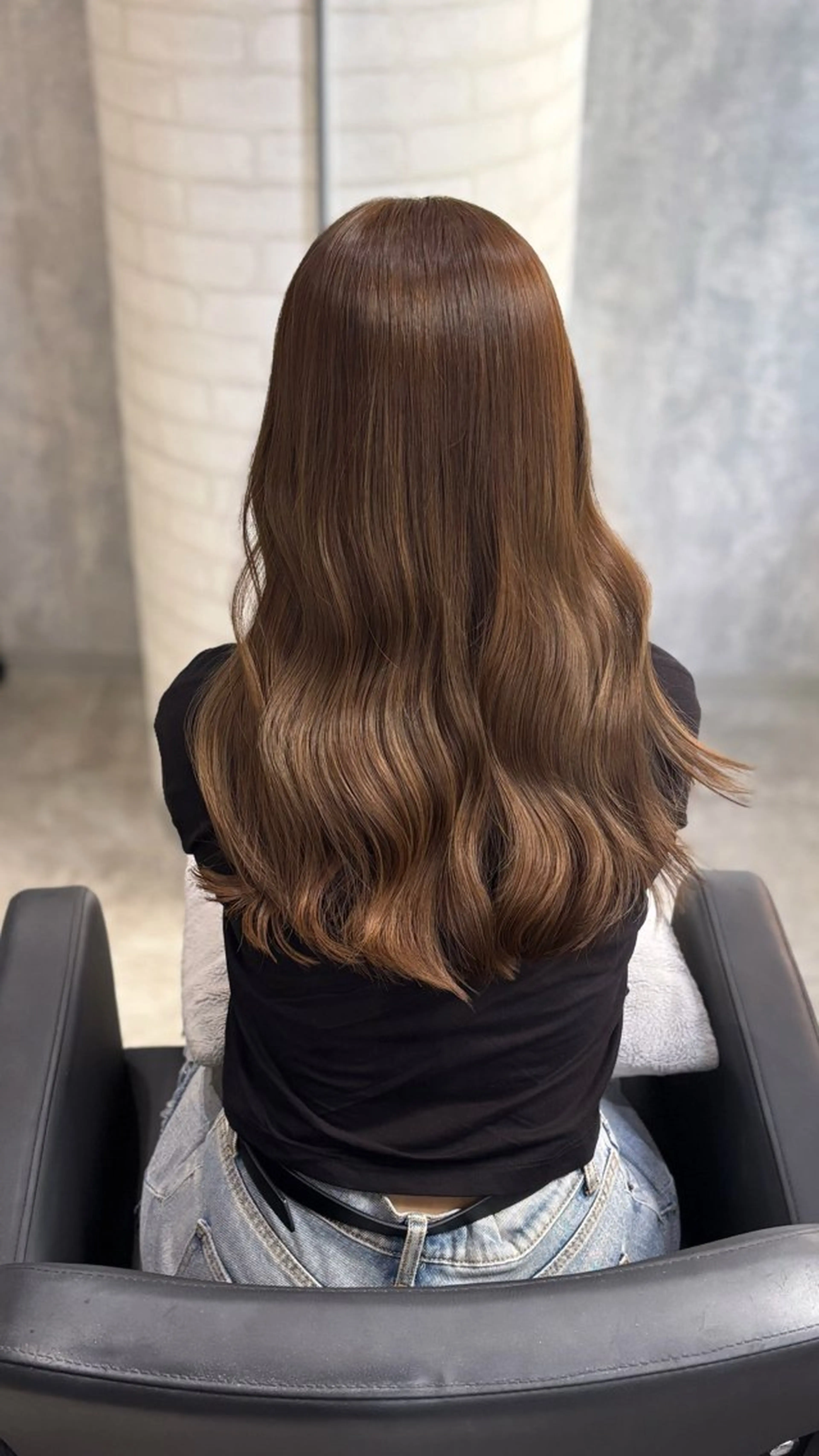 セミロング カラー カット ヘアカラー 詩乃 暖色系🎀レイヤーのヘアスタイル