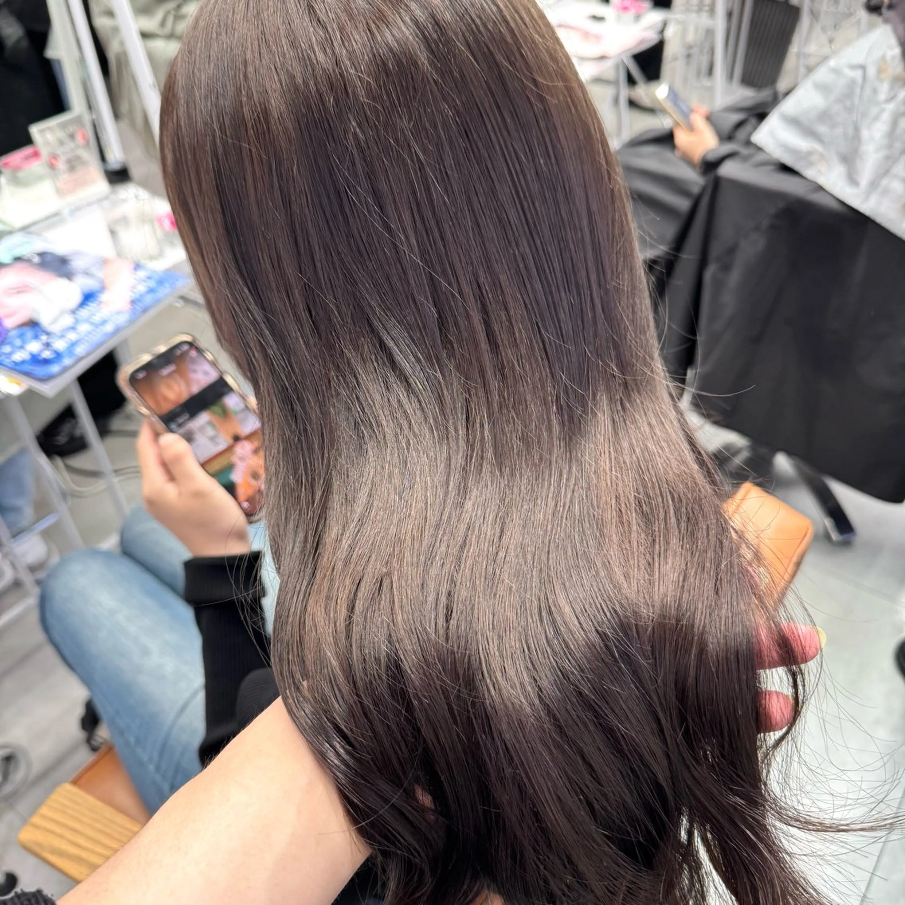 ロング カラー ヘアアレンジ ヘアカラー ブリーチなしカラー /ベージュ/安形翔のヘアスタイル