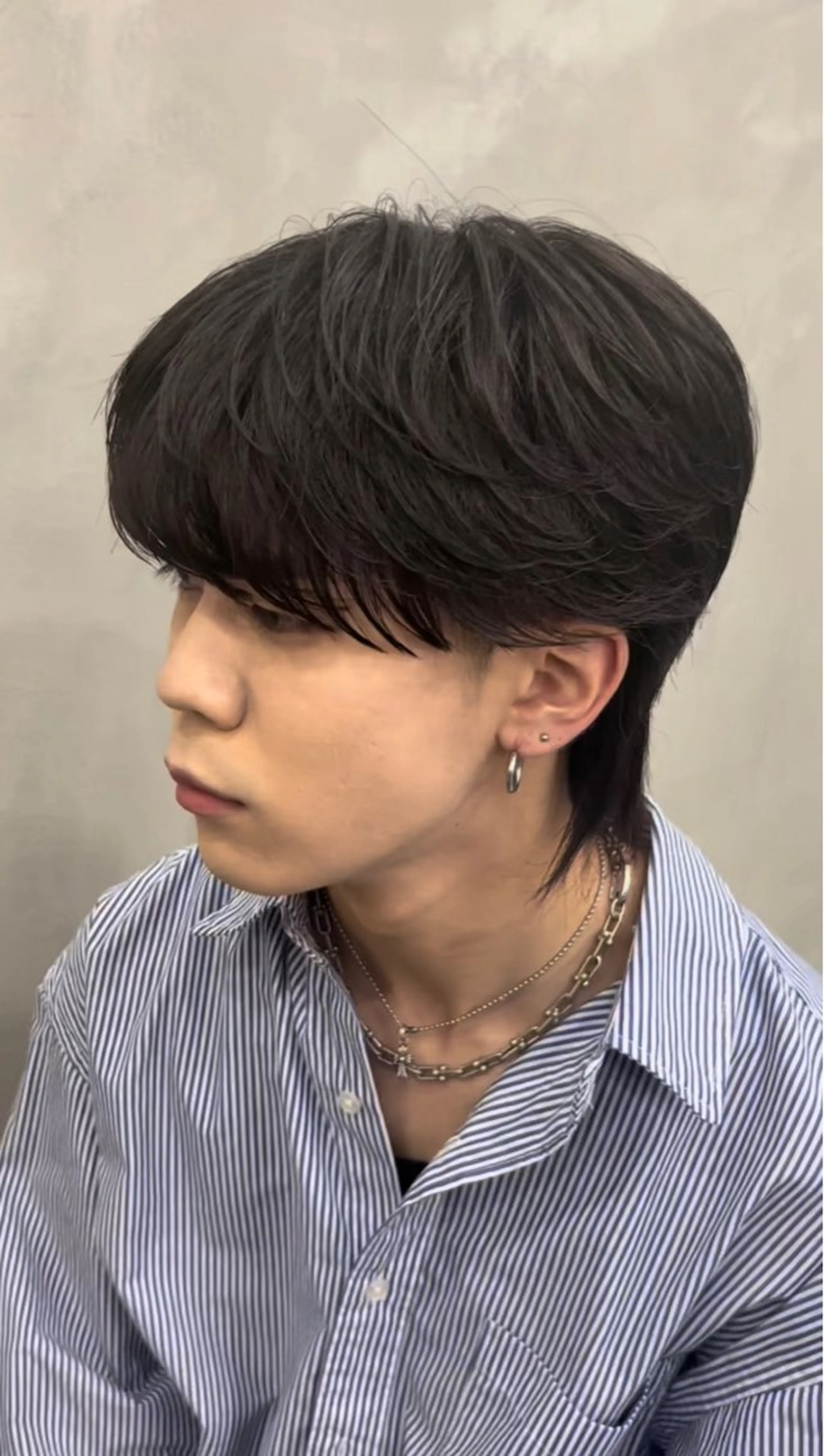 ショート パーマ カット パーマ モナン新宿所属・曲がる縮毛 メンズ 毛流れ 佐々木 優のヘアスタイル