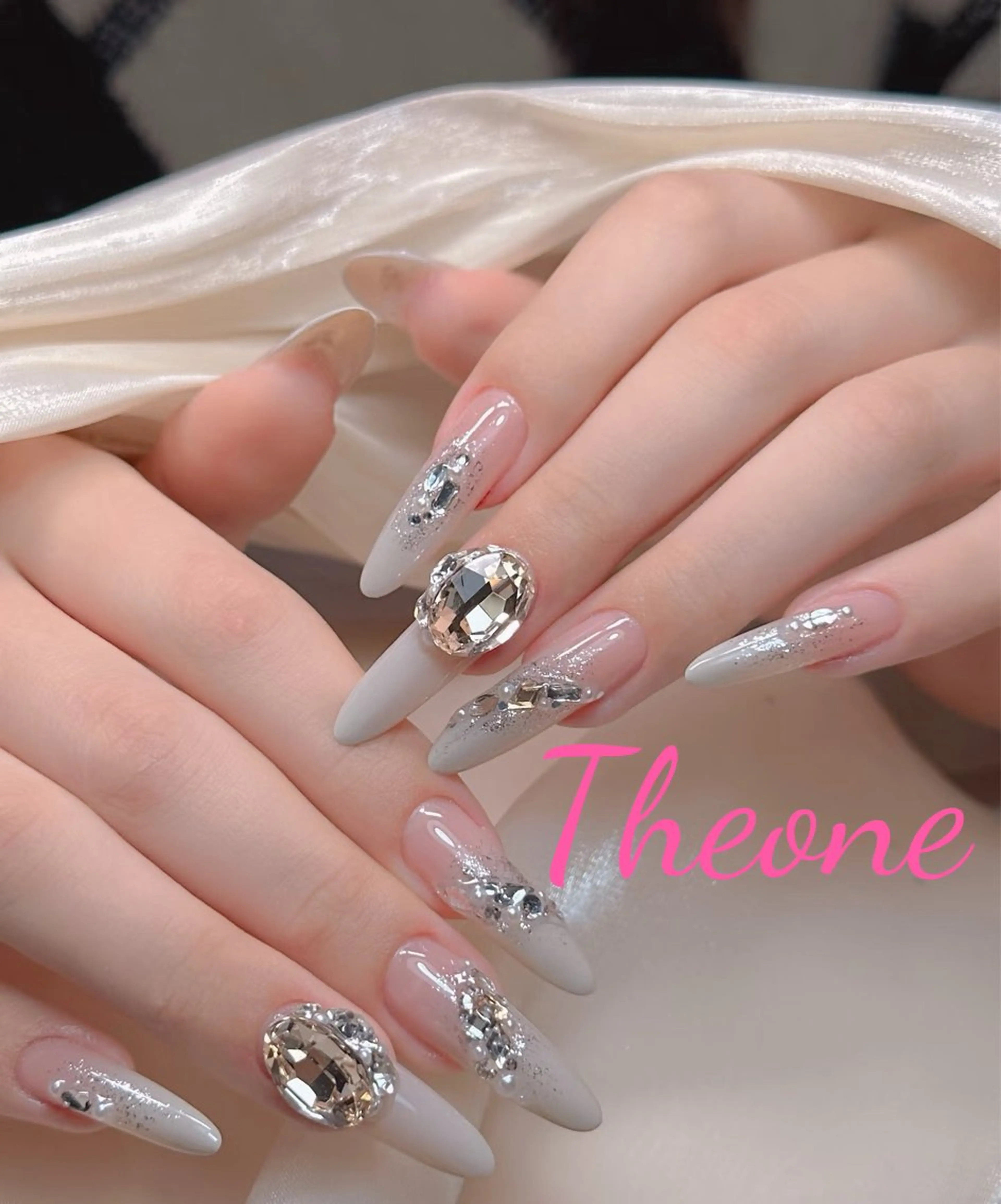 ネイル THE ONE 小川のネイルデザイン