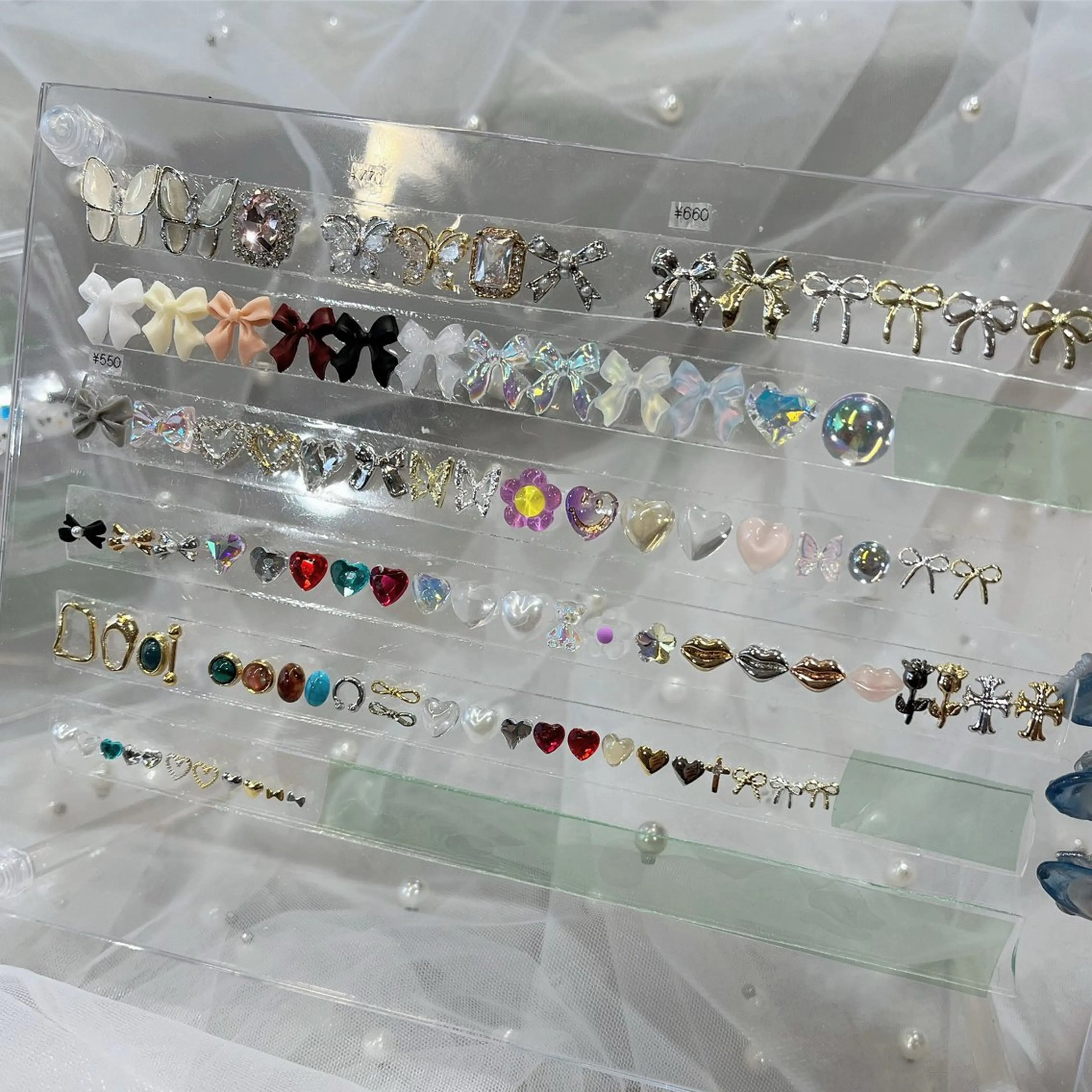 ネイル 内田 里穂のネイルデザイン