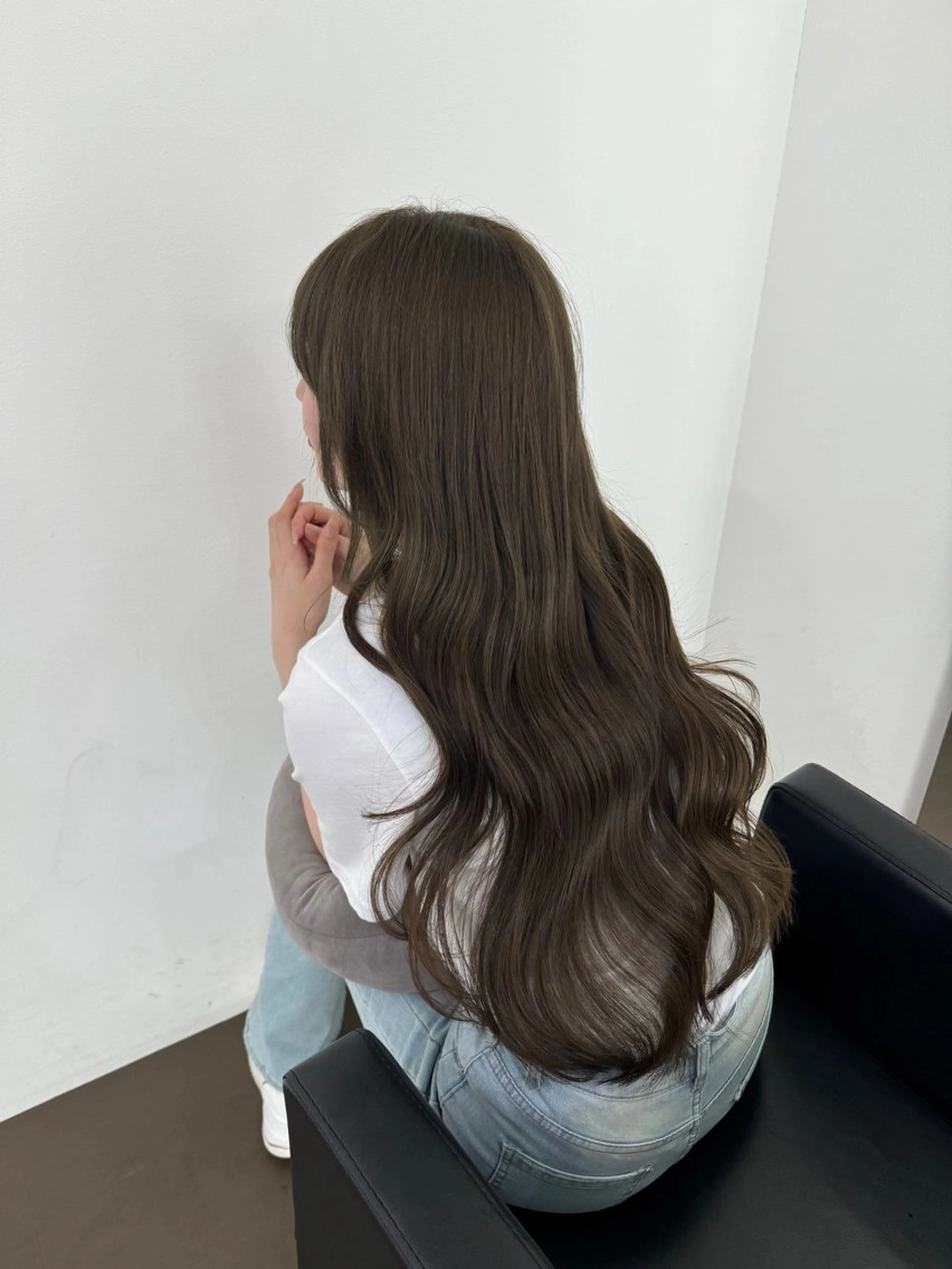 ロング ボブ くびれヘア 髪質改善 韓国風ヘア レイヤーカット 【ioe岡本】🐶 向井歩のヘアスタイル