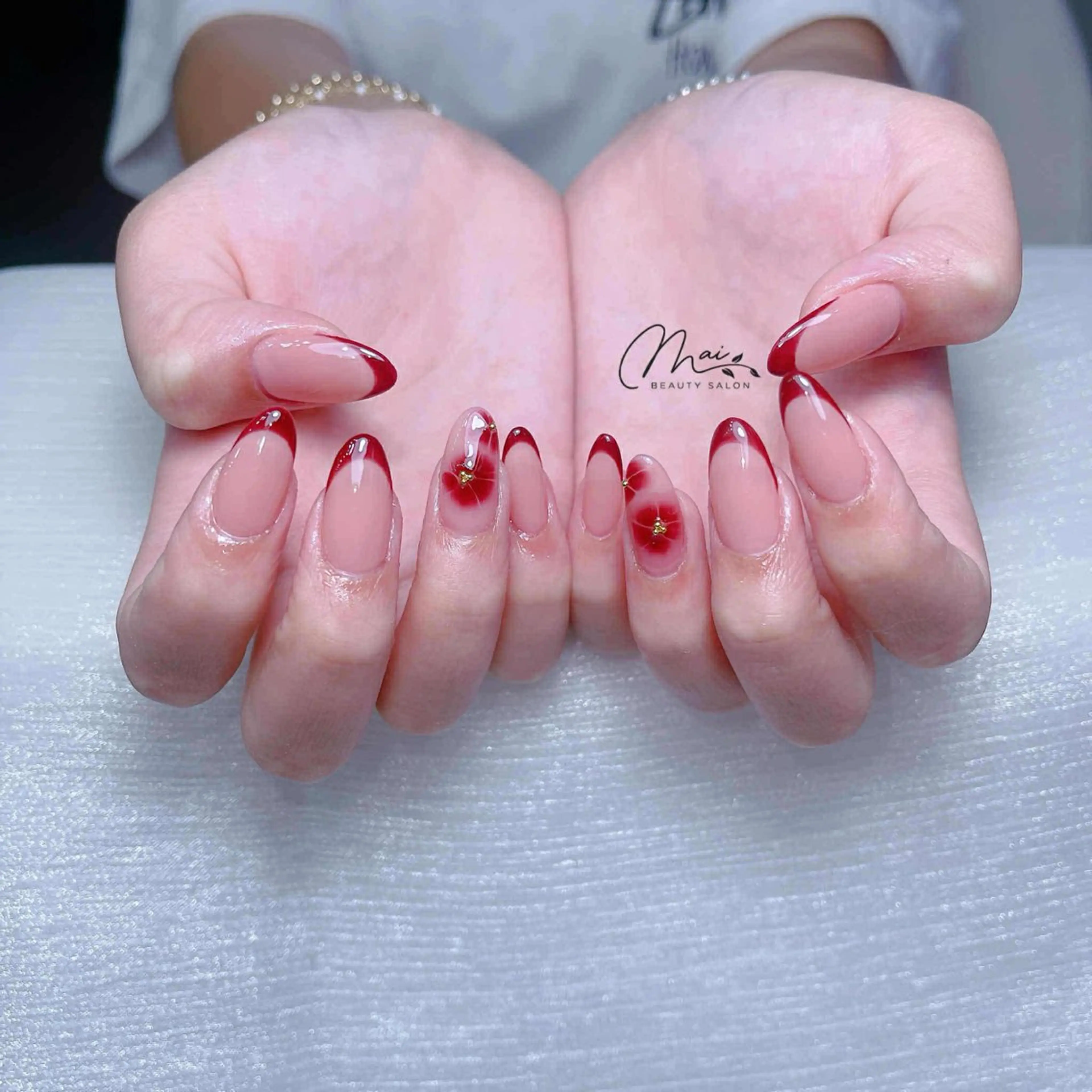 ネイル アニマル柄 ボルドー ブラウン チークネイル ドット ハンドネイル MaiBeauty HaNaのネイルデザイン