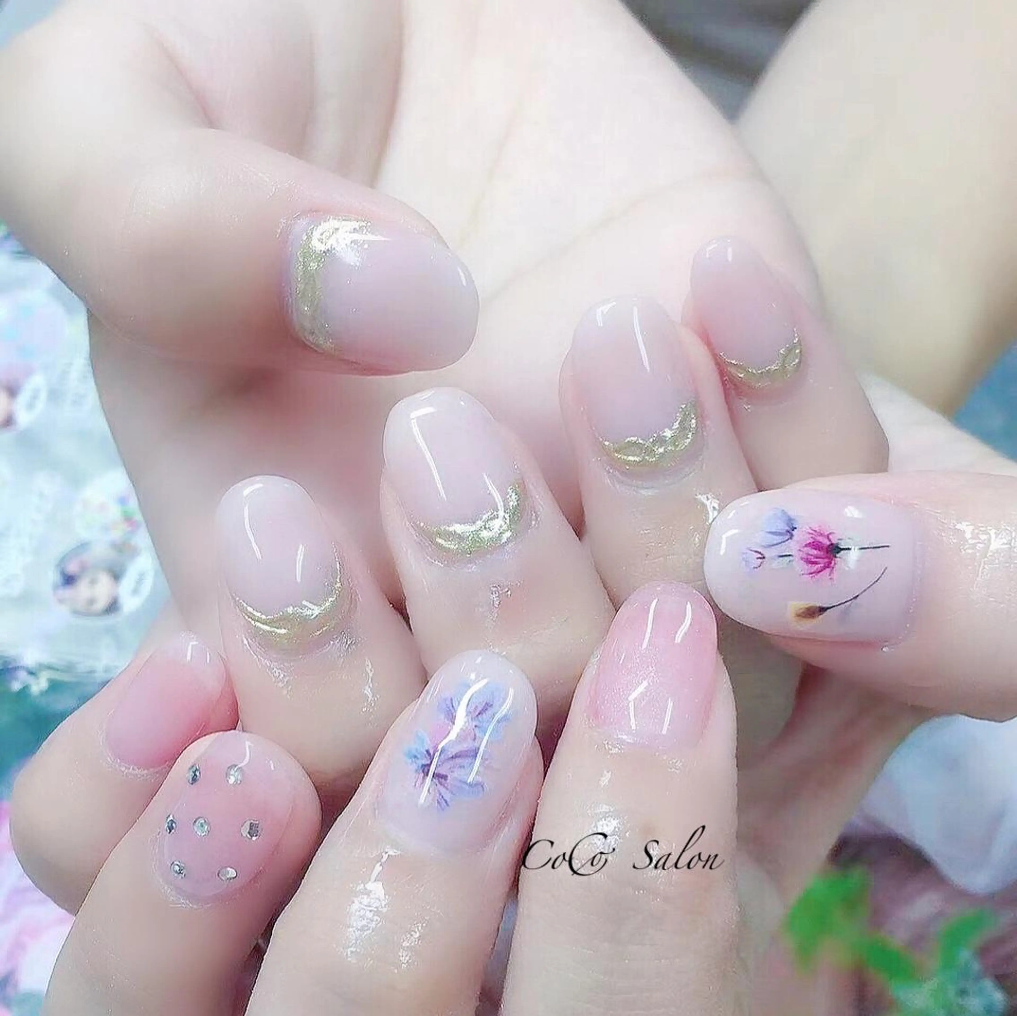 ネイル 長さ出し フラワーネイル ジェルネイル キラキラネイル ミラーネイル ハンドネイル CoCoSalon ネイル/まつ毛予約のネイルデザイン