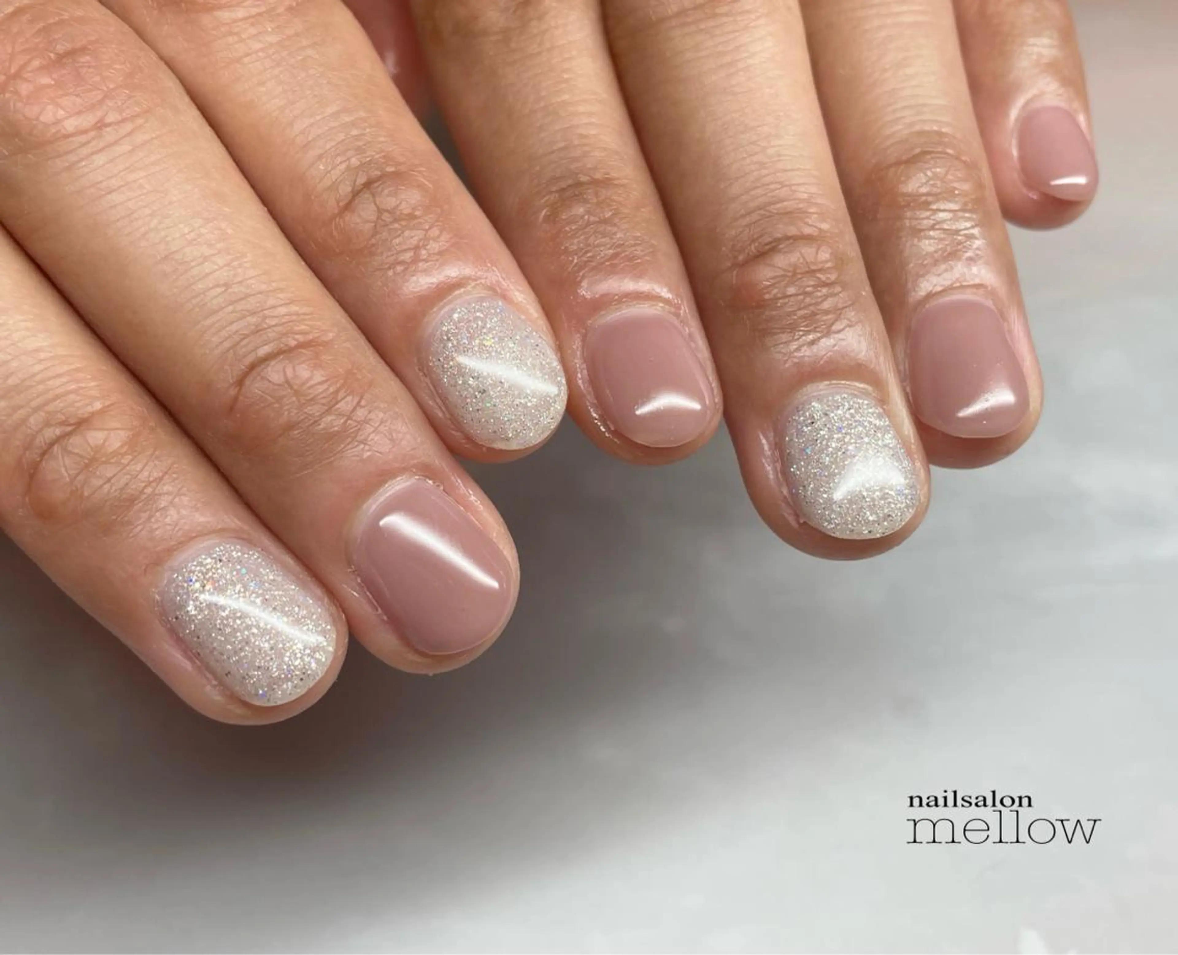 ネイル ラメ(グリッター) ピンク ホワイト 大山 浩美のネイルデザイン