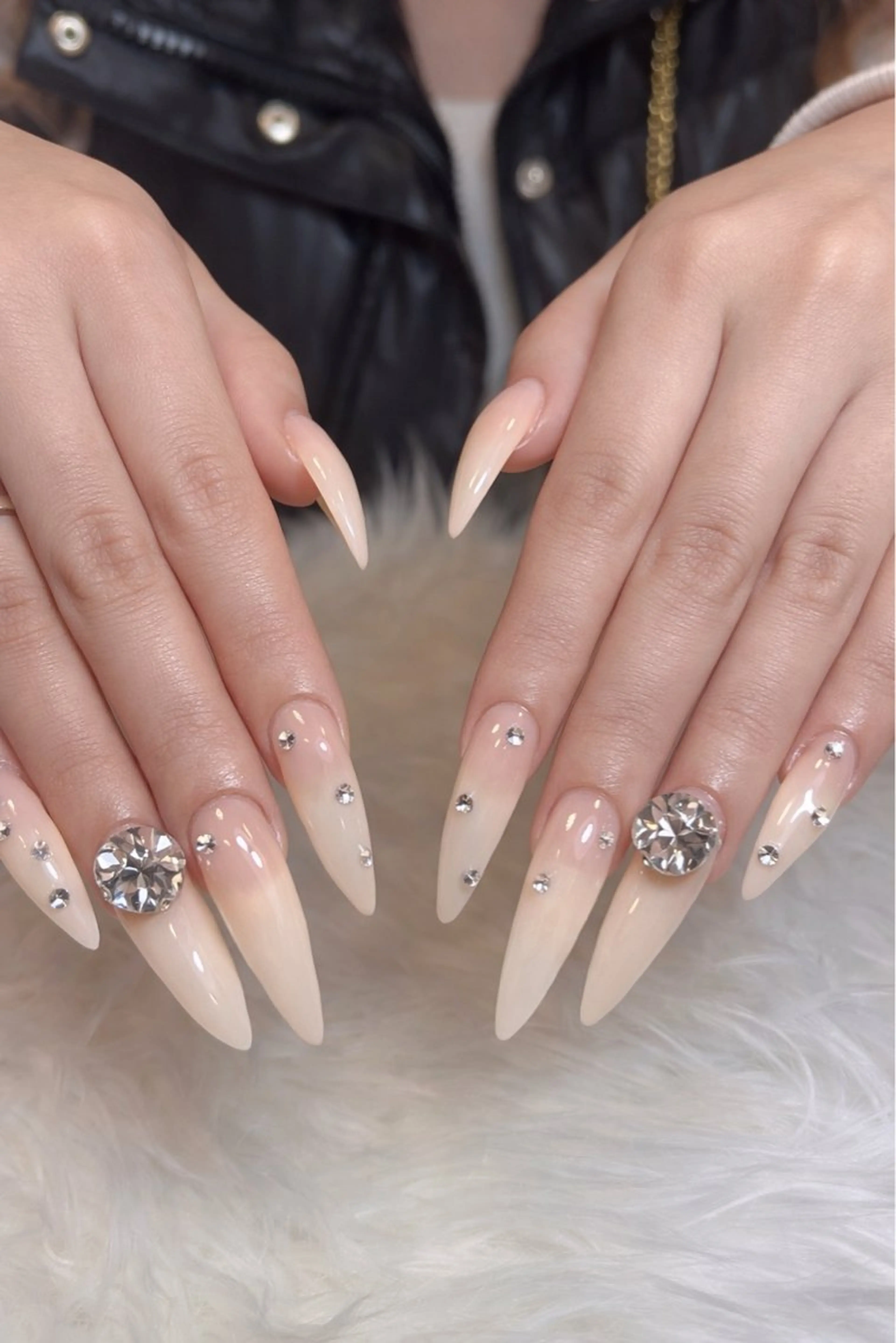 ネイル 韓国ネイル マグネットネイル ネイルチップ ワンホンネイル ANNA NAIL SALON所属・チャン ティ ジエンのネイルデザイン