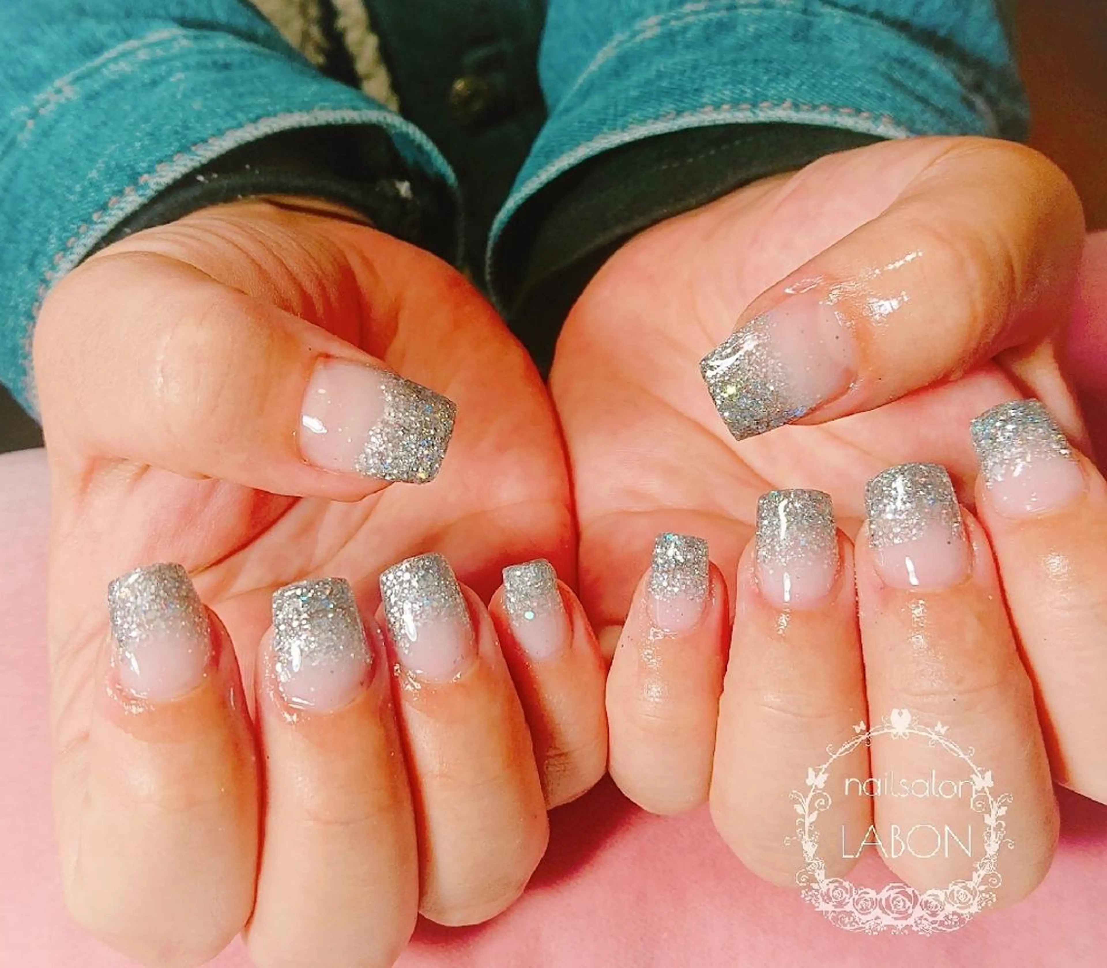 ネイル ラメ(グリッター) シルバー Nail salon LABONのネイルデザイン