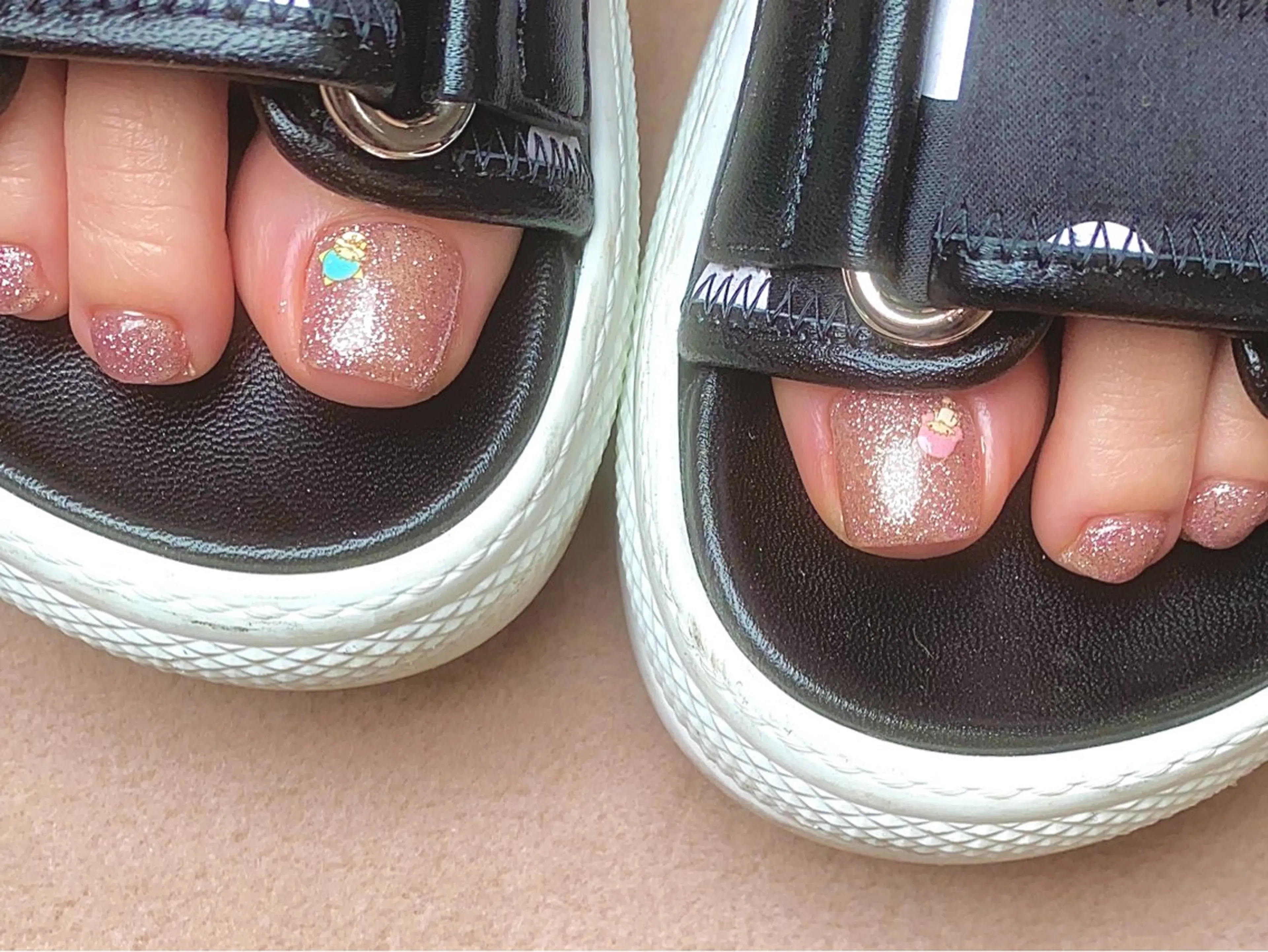 ネイル ANNE 綾瀬店 yumenaのネイルデザイン